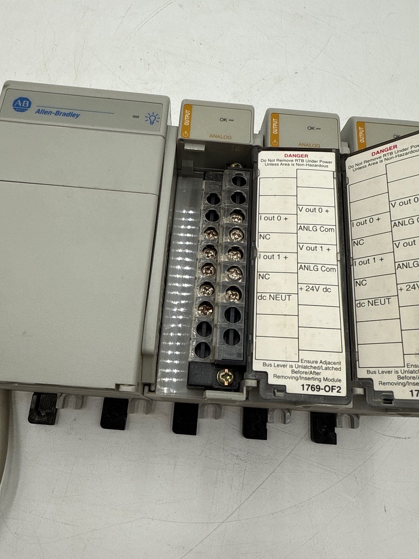 Allen Bradley 1769-PB4 Compact I/O Power Supply 1769-OF2 Output Module 1769-ECR Used