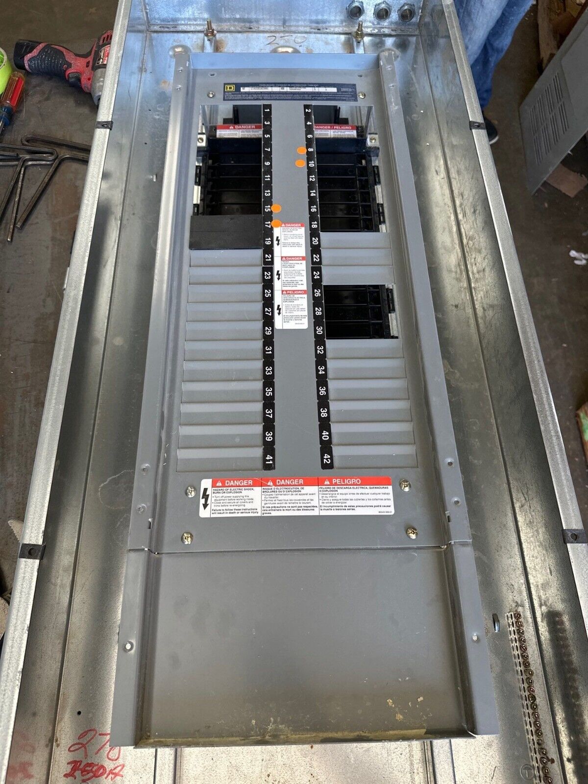 Square D NF Panelboard 400A 600Y/347V 3PH 4W MLO 42 Circuit Main Lug Indoor Encl P330 Used