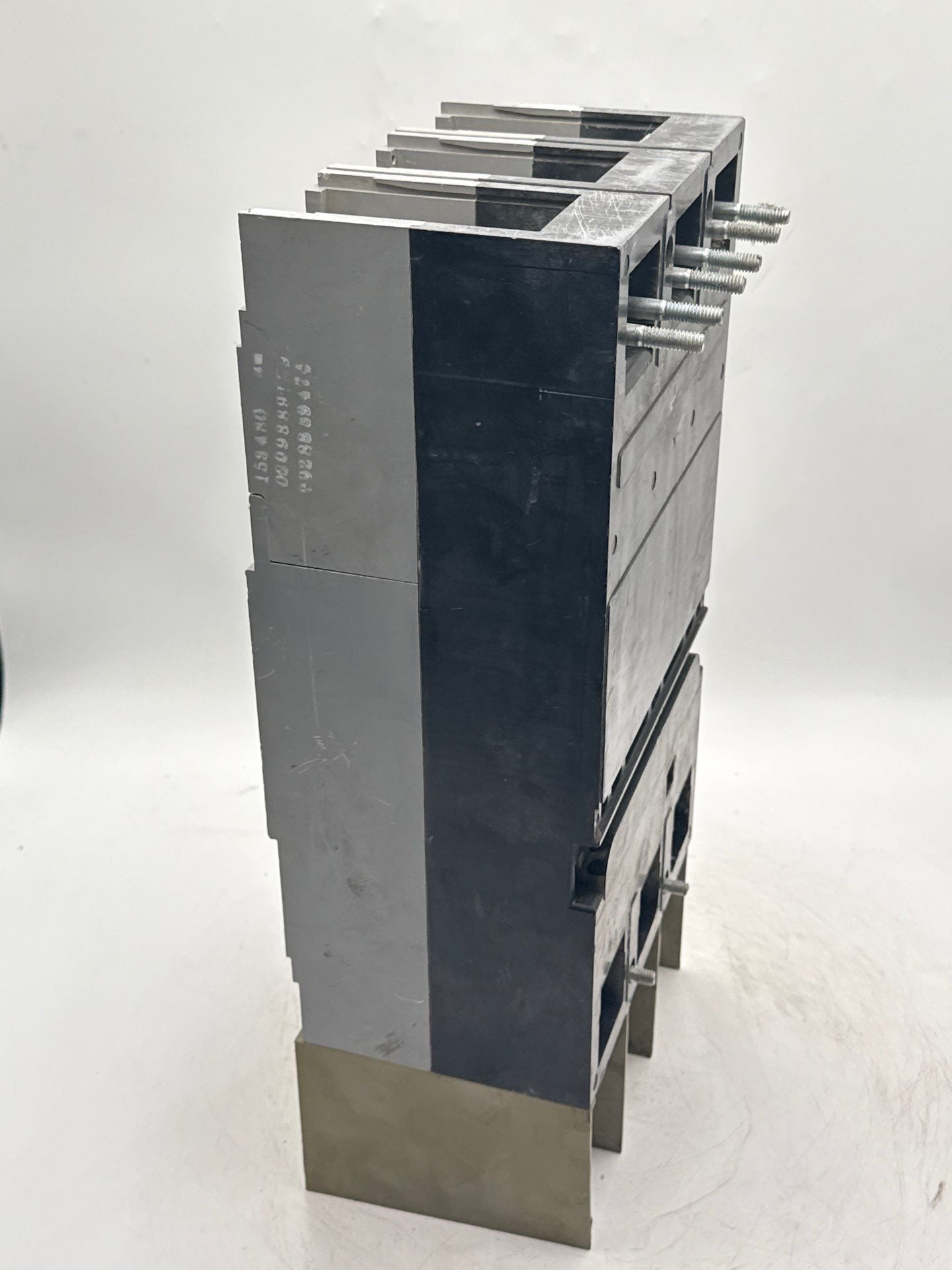 Siemens ND63B100 Circuit Breaker 1000A 3P 600V ND6 1000 Amp 3 Pole Used