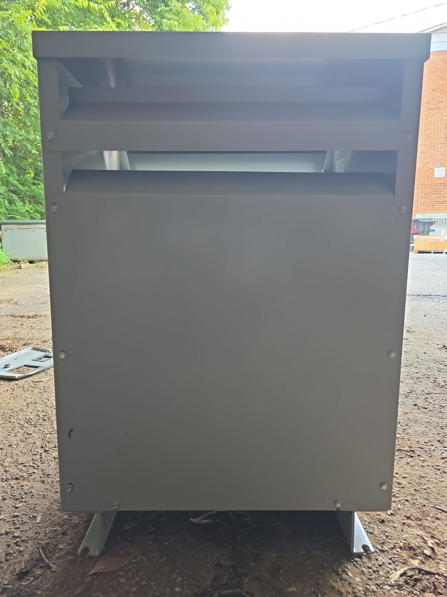 30kVA Eaton V48M28T3016 Transformer Pri 480V Sec 208/120V 3PH Indoor T275 G02S04 Used