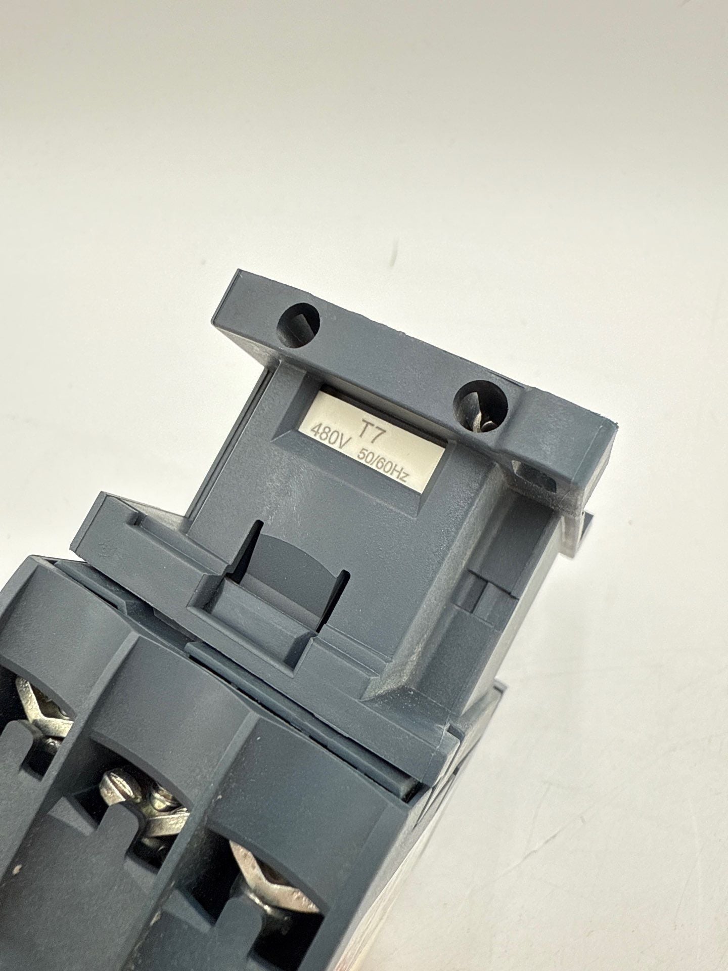 Schneider LC1D25T7 Contactor 25A 3P Coil 480VAC Non-Reversing 15HP at 480V New