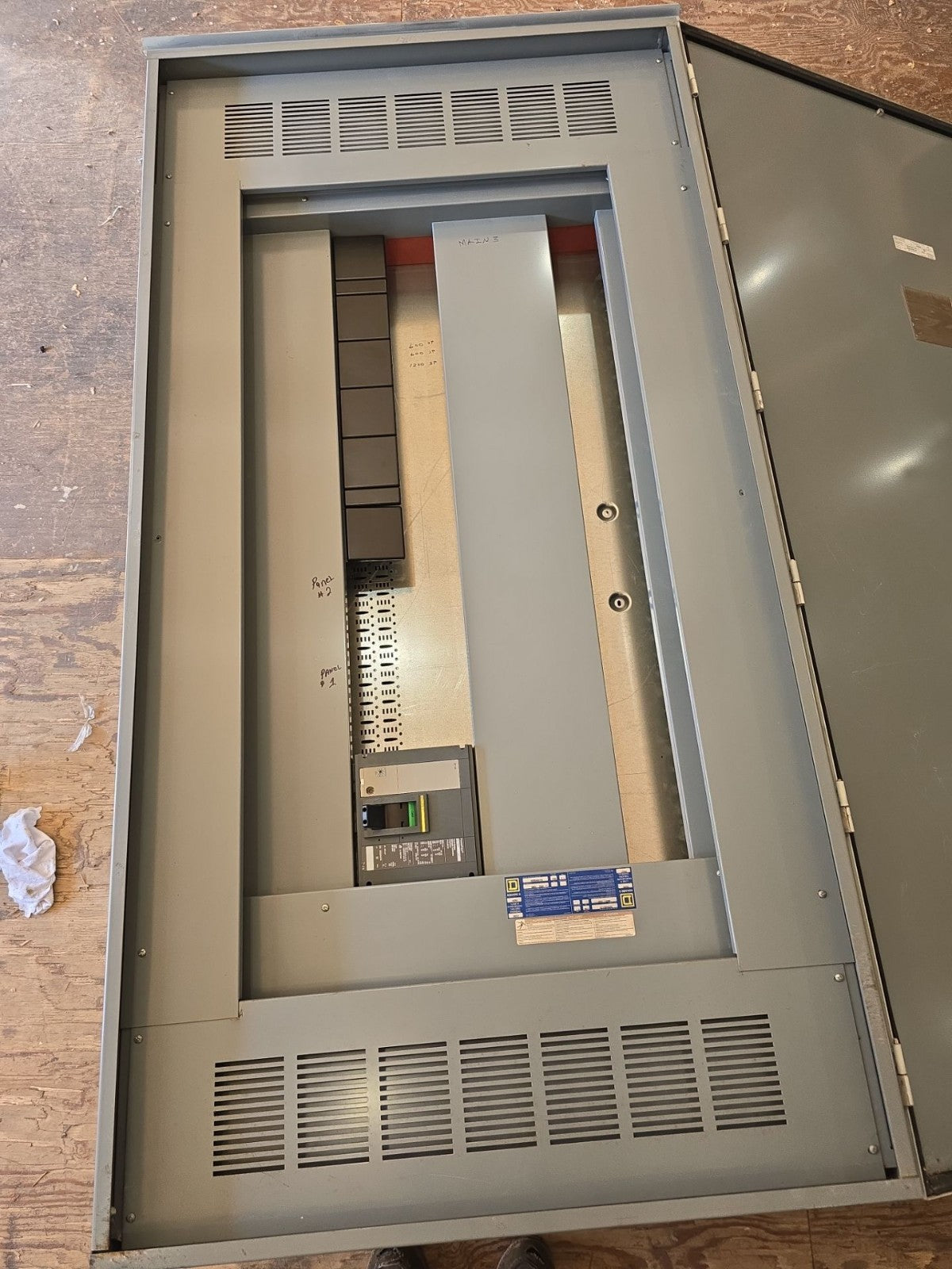 Square D HCRU I-Line Panelboard 1200A 600V MCB Panel 1200 Amp PGA36120 72 Cir 3R