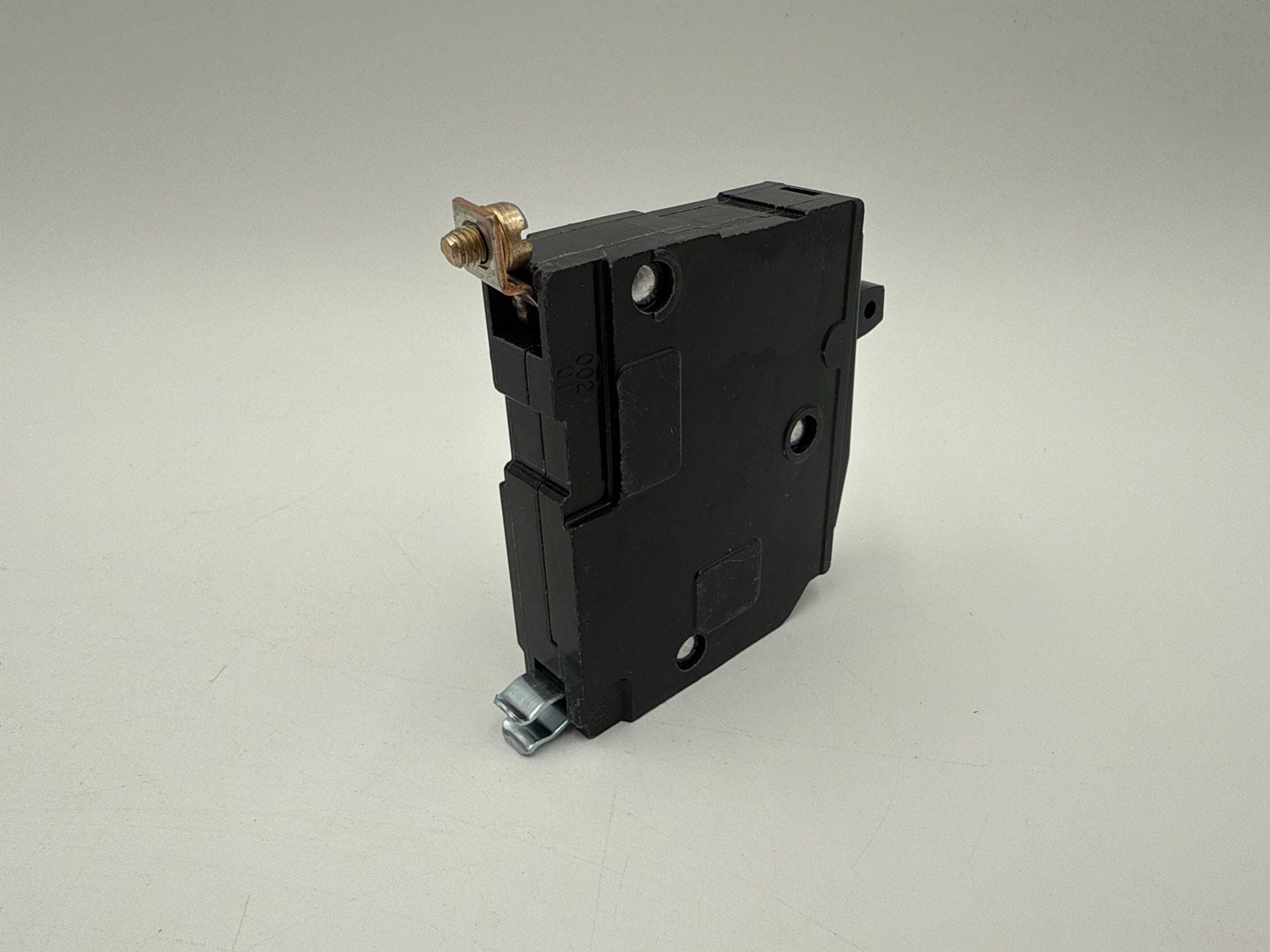 Square D QHB120 Circuit Brekaer 20A 1P 120/240V 65kA Bolt On 20 Amp 1 Pole QOB New