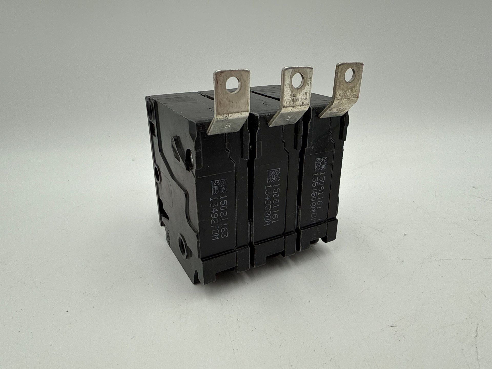 Siemens B3100H Bolt On Circuit Breaker 100A 3P 240V BLH 100 Amp 3 Pole 22kA Used