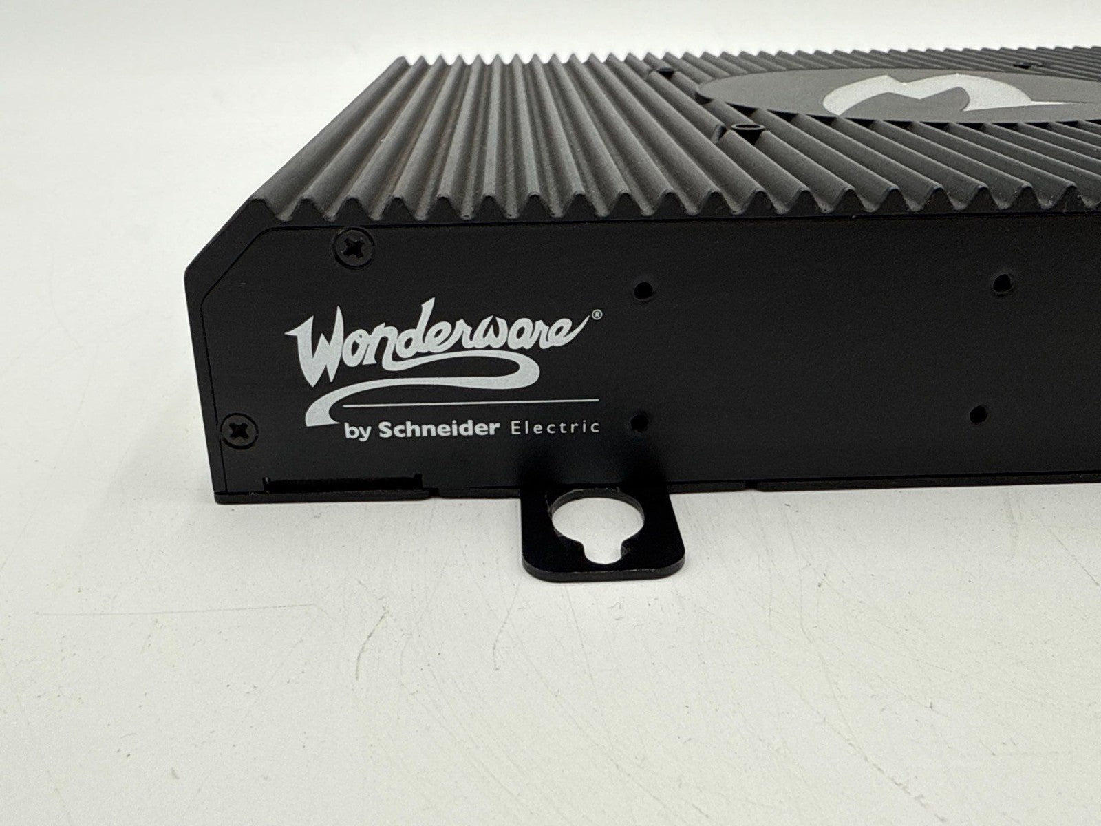 Wonderware TSND2U-0000-TN3C InTouch Panel PC Standard 12-24VDC 37W Used