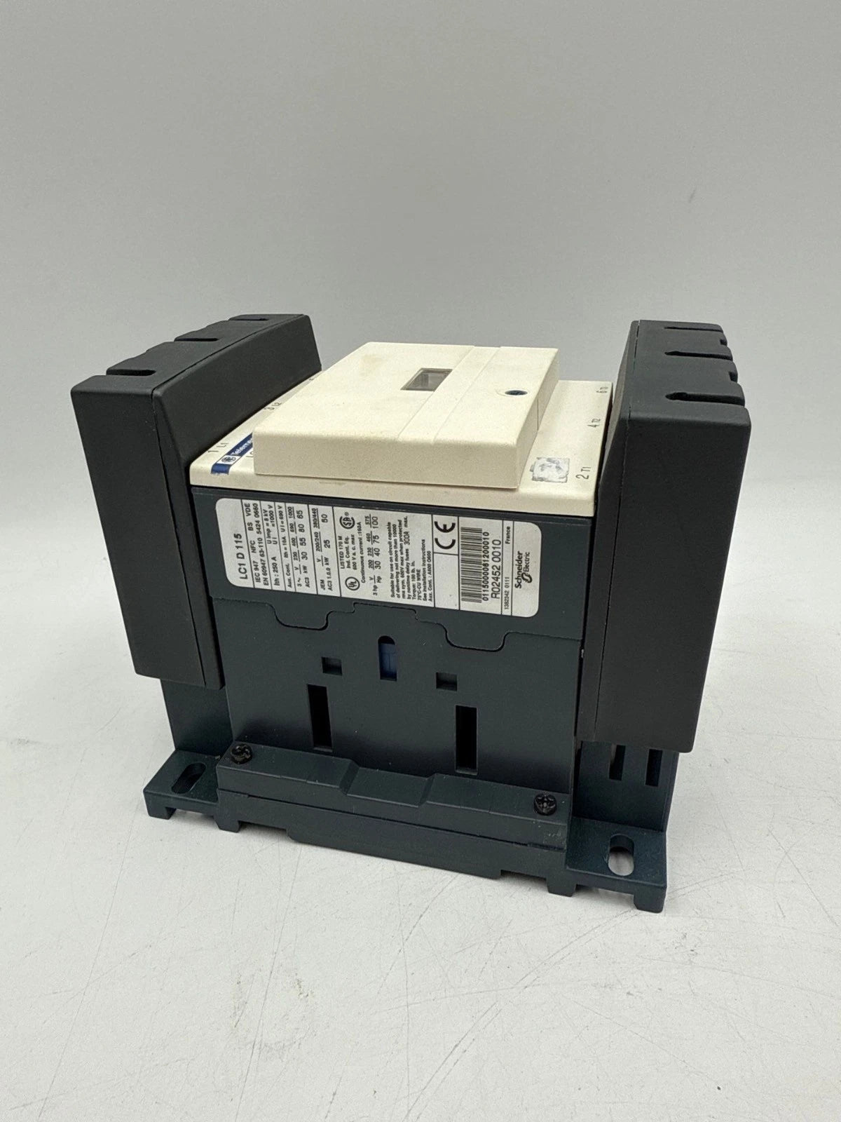 Telemecanique LC1D115 Contactor 160A 3P 600V 3PH 100HP Coil 120V LC1D115G6 Used