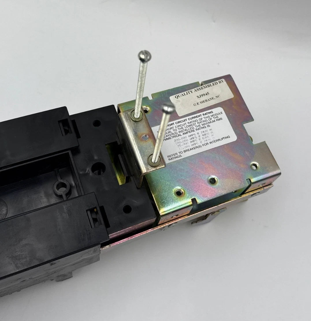 GE AMC4SE APN Circuit Breaker Module 300A 600V Max 4 Pole TEB TED THED SEDA SELA Used