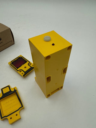 Banner SBD1-17625 MULTI-BEAM Photoelectric Scanner Block Diffuse SBD117625 New