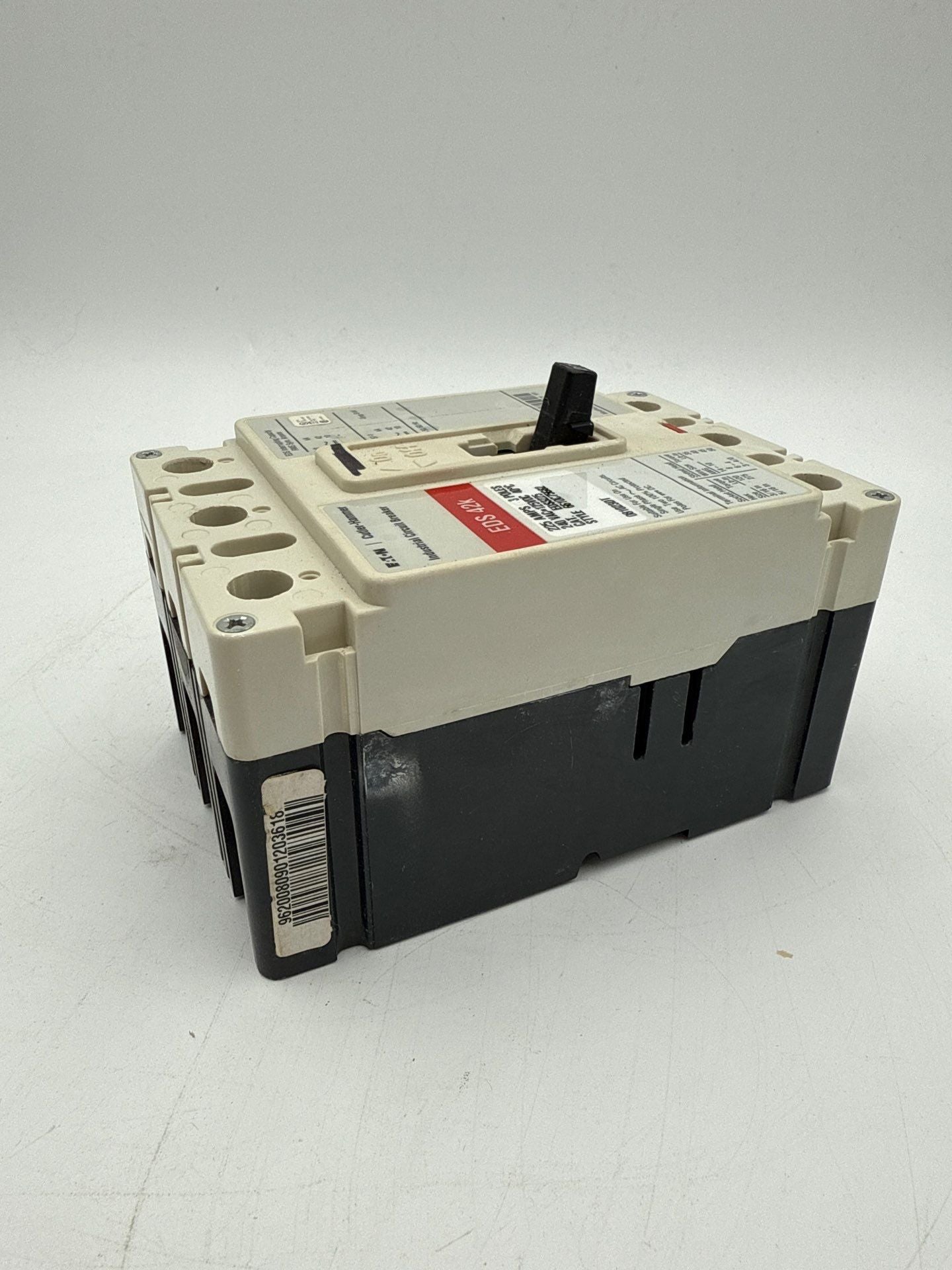 Eaton EDS3225 Circuit Breaker 225A 3P 240V 3PH EDS 42K 225 Amp 3 Pole Used