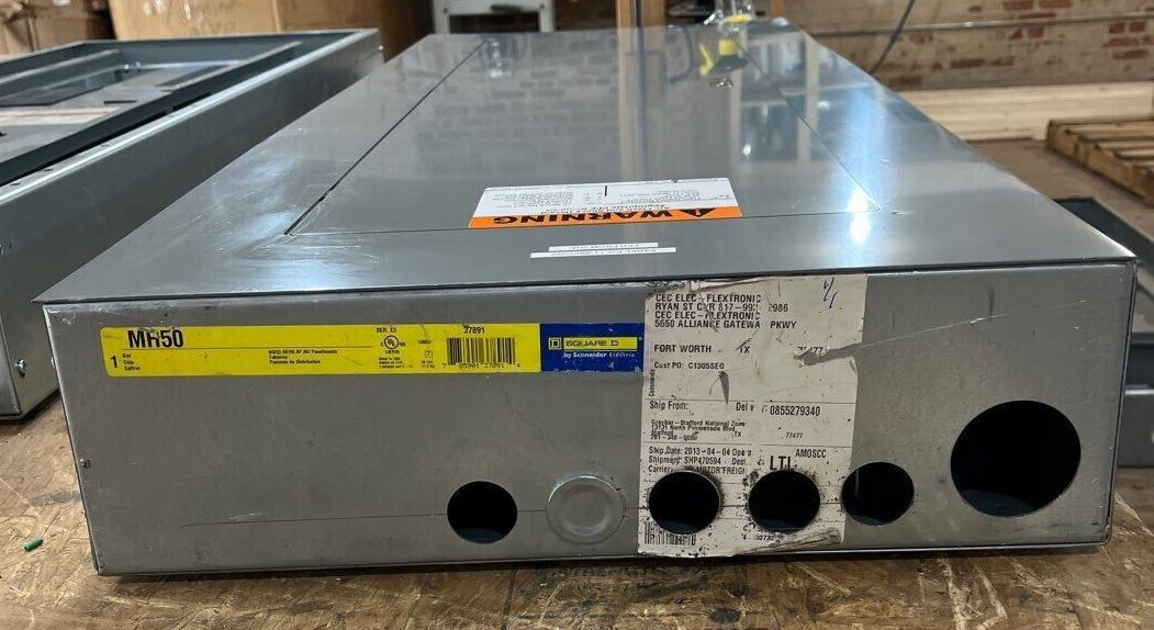 Square D NF430L2 NF Panelboard 250A 600Y/347V 3PH 4W 30 Cir Main JDL36150 MCB P274 Used