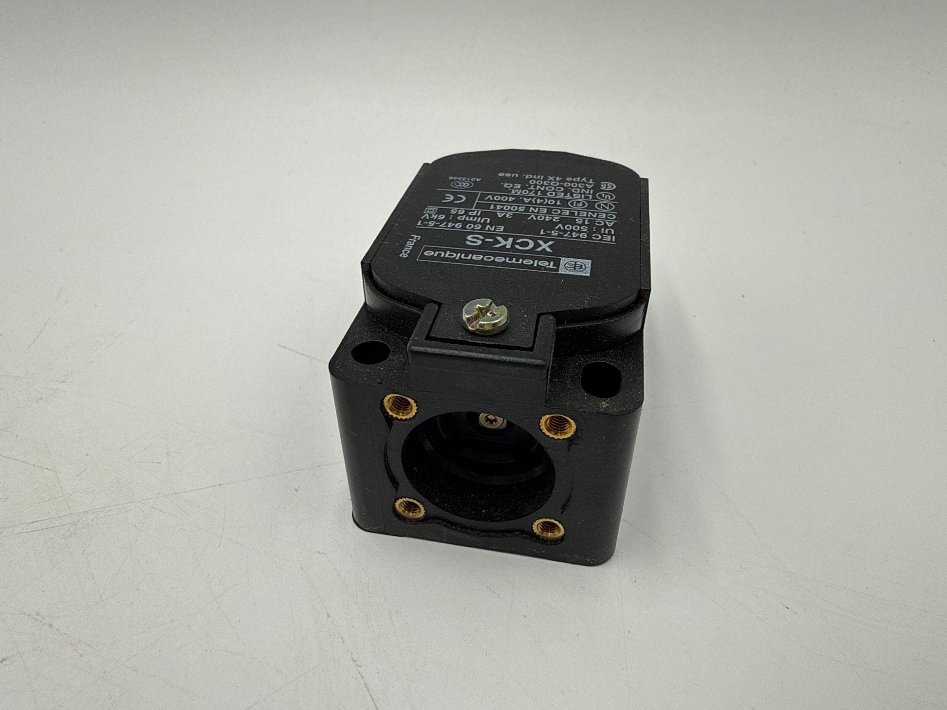 Telemecanique ZCK S1 Body Contact Limit Switch 3A 240V New