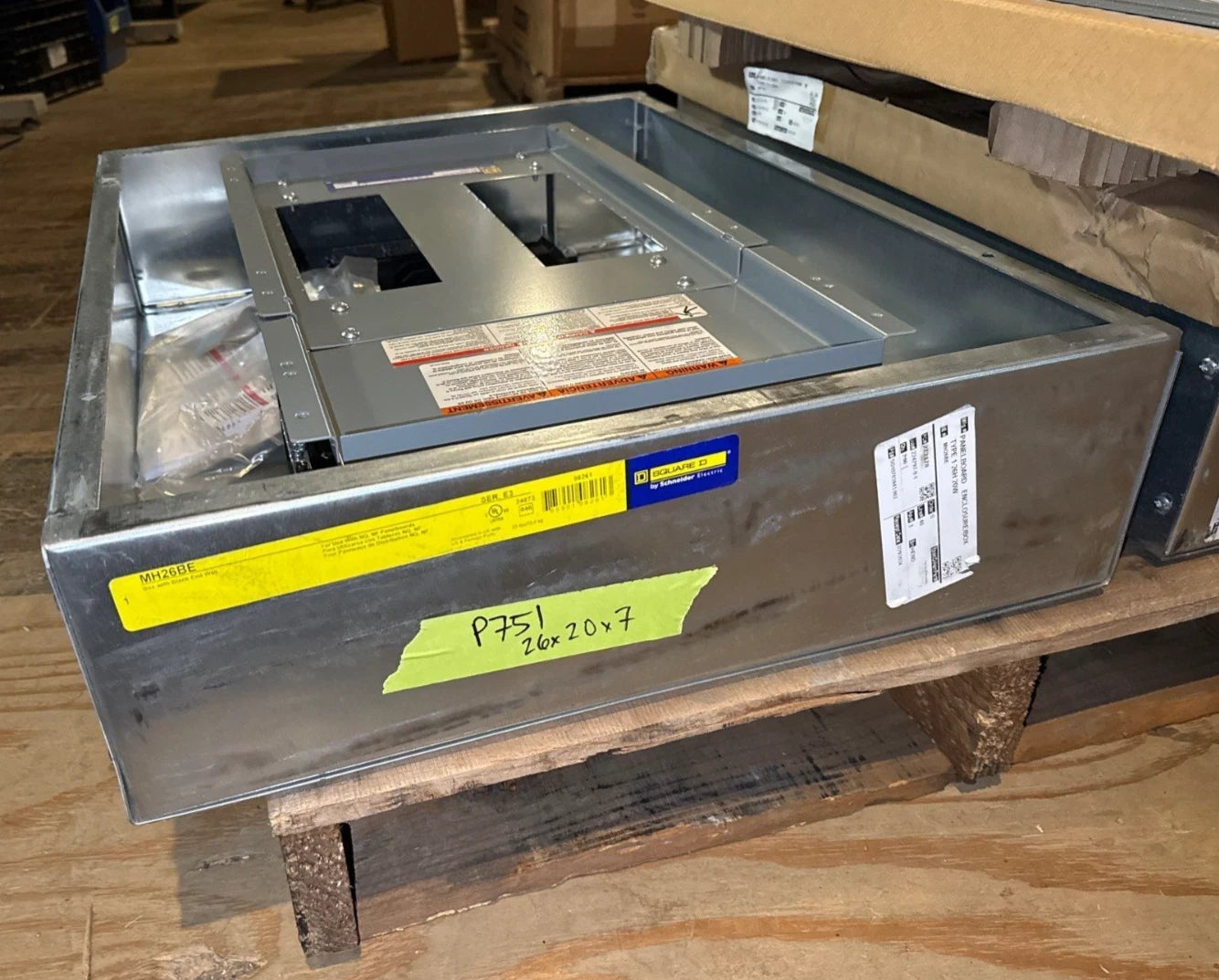 Square D NF Panelboard 100A 480/277V 3PH 4W MLO Panel 100 Amp 18 Cir MH26BE New New