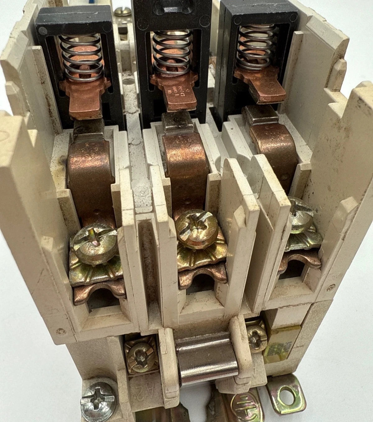 Cutler Hammer AN16DN0 Starter NEMA Size 1 27A 3P Coil 440/480V Overload C306GN3 Used