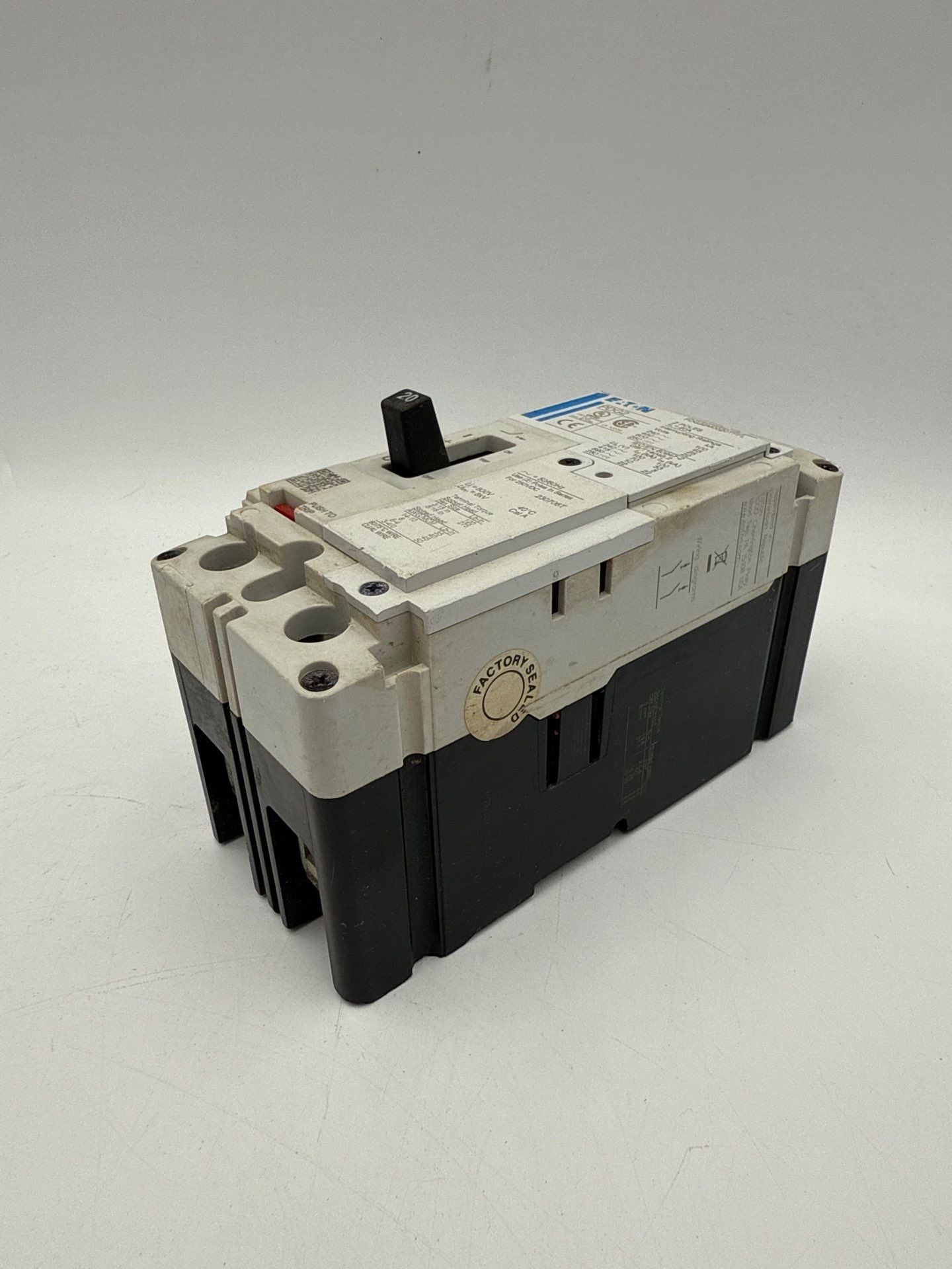 Eaton PDG22M0020TFFL Circuit Breaker 20A 600V 2P Bolt On 20 Amp 2 Pole PDG2 Used