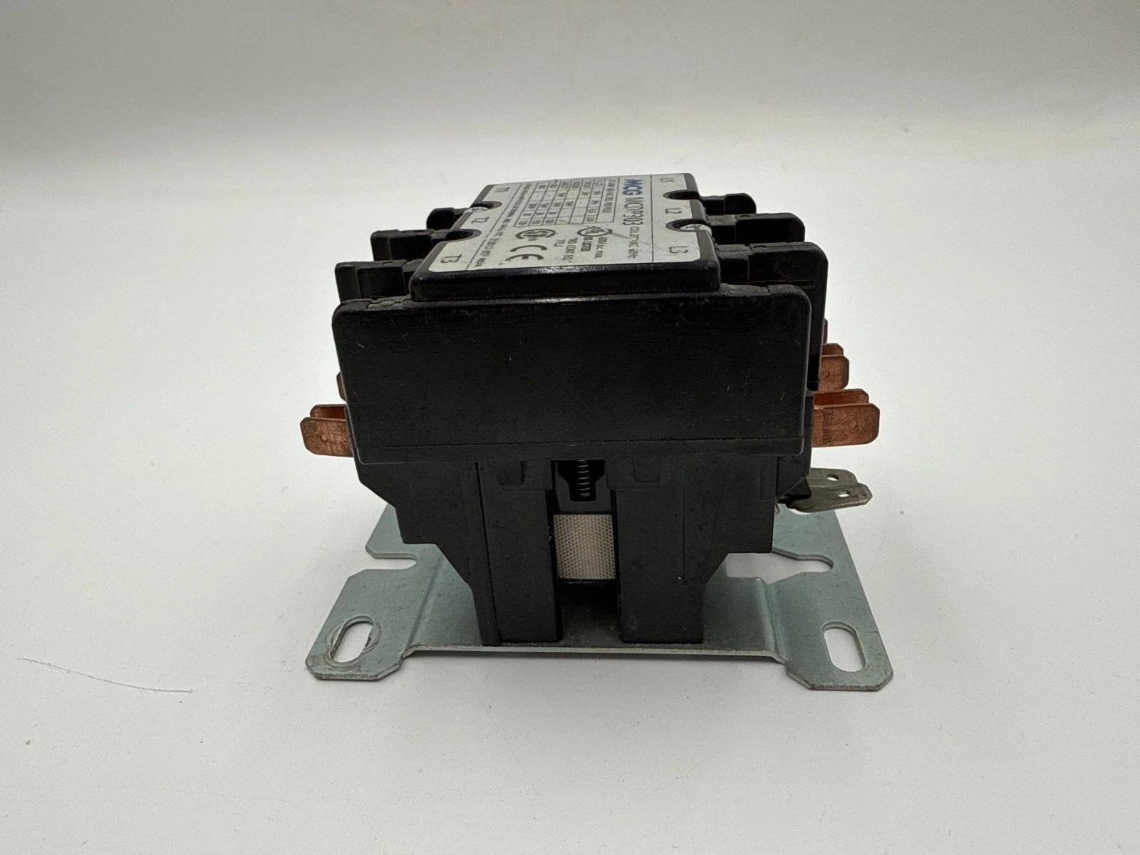 MCG MCDP303 Definite Purpose Contactor 40A 3P 600V 3PH 20HP Coil 277V 40 Amp Used