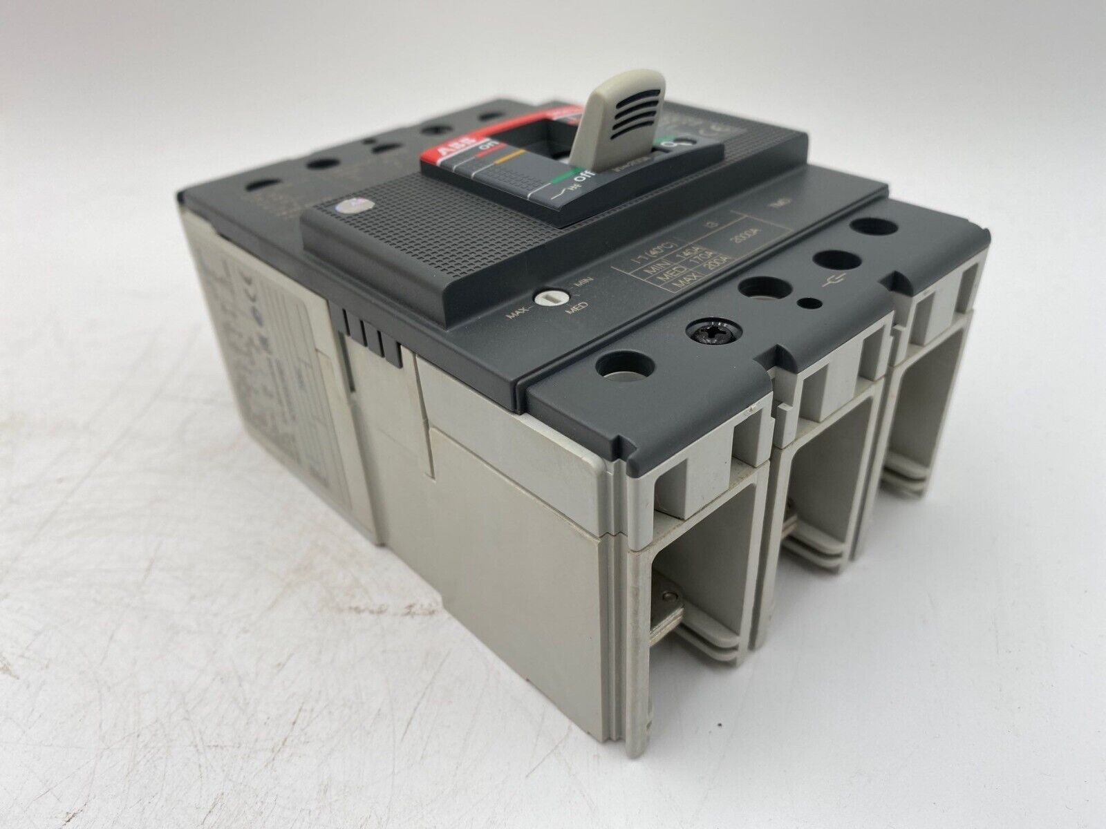 ABB XT3NE3200AFF000XXX New