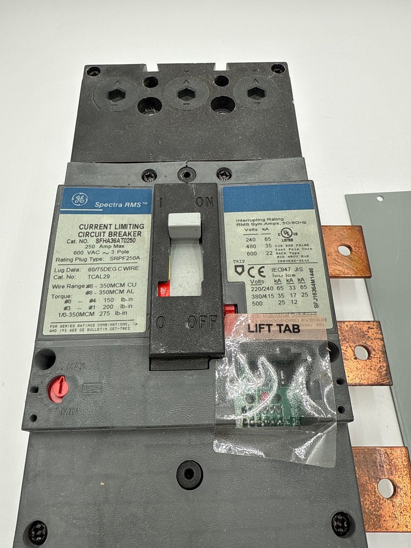 GE MB233WB Sub Feed Kit SF250 225A 3P with SFHA Breaker 225 Amp New