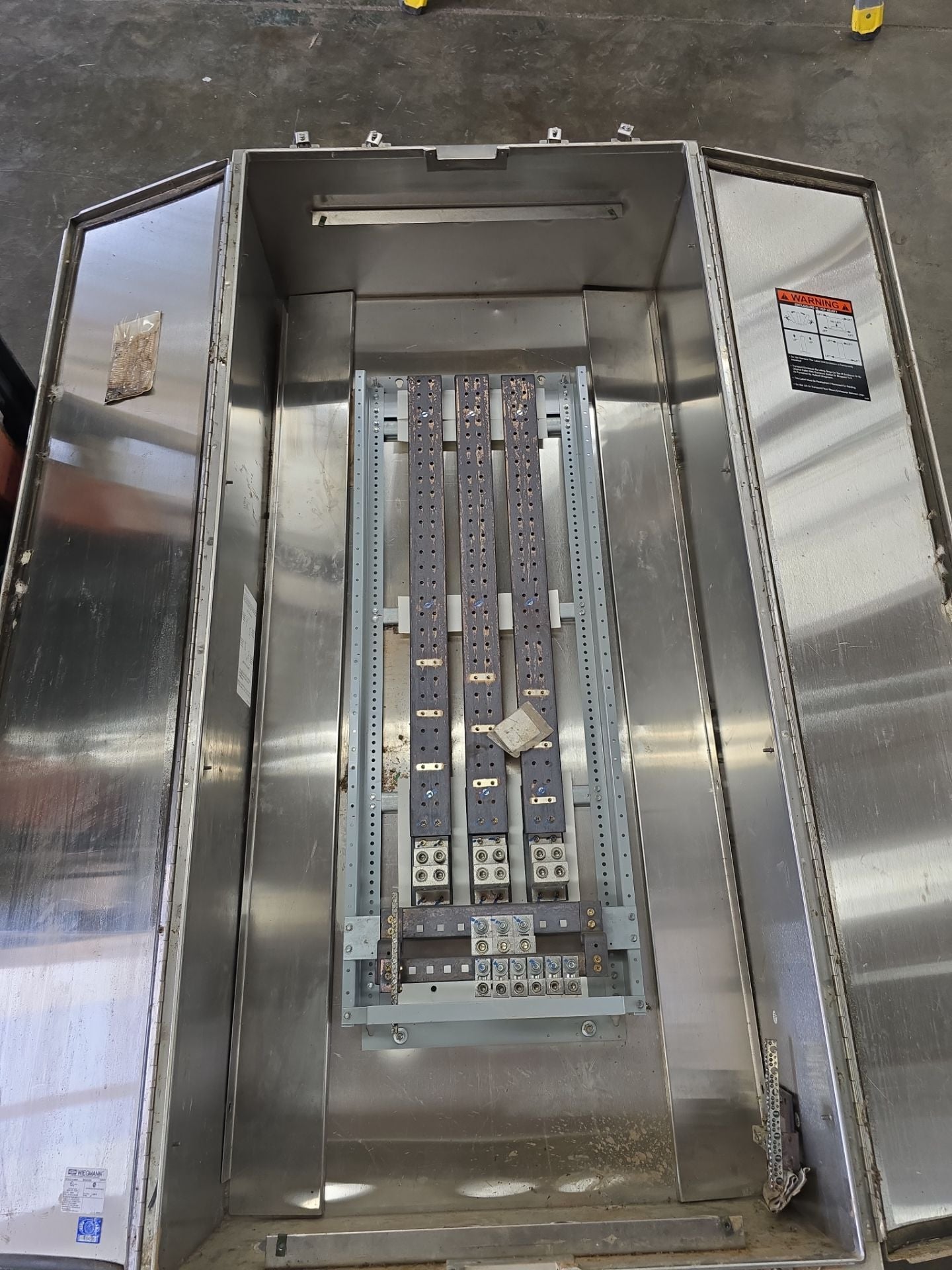 Eaton PRL4 Panelboard MLO S5040256 4X Enclosure