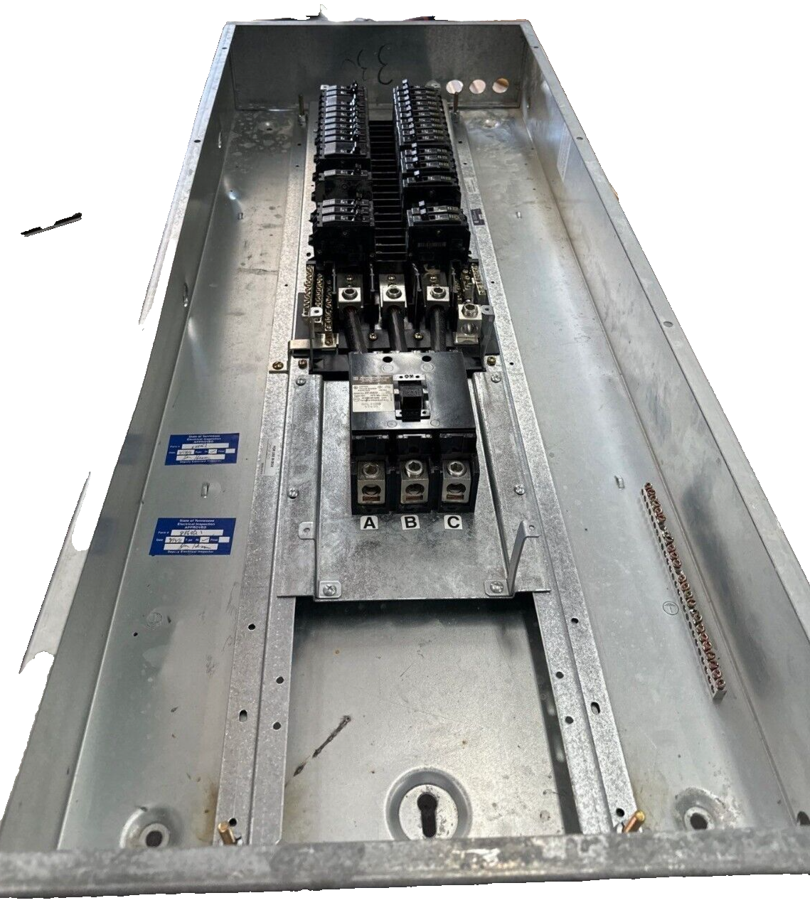 Square D NQOD442M225 Panelboard 225A 208Y/120V 3PH 4W Main Breaker Q2L3100 MCB P400 Used