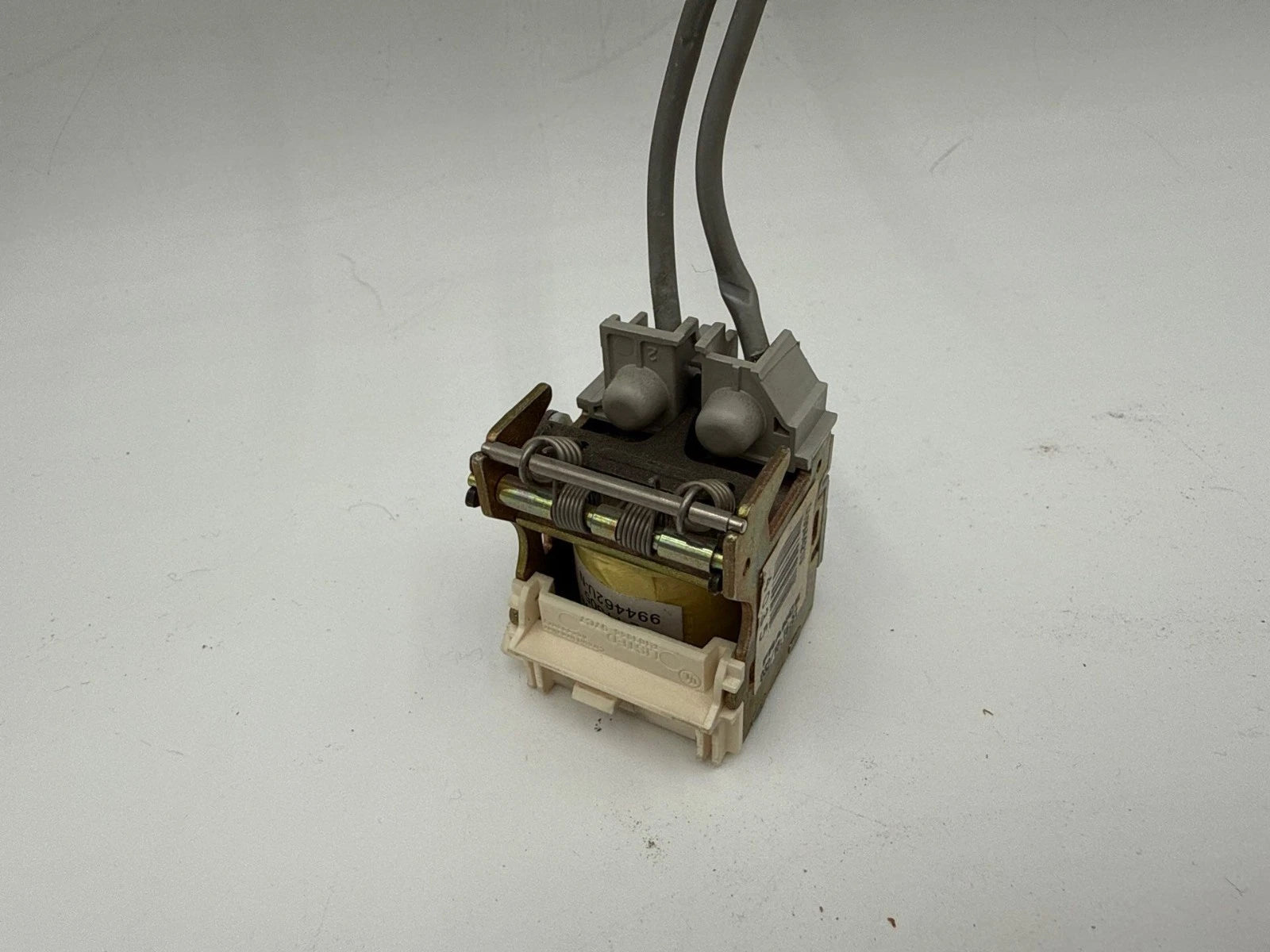 Schneider S29393 Shunt Trip Circuit Breaker Accessory 125V DC H Frame Powerpact