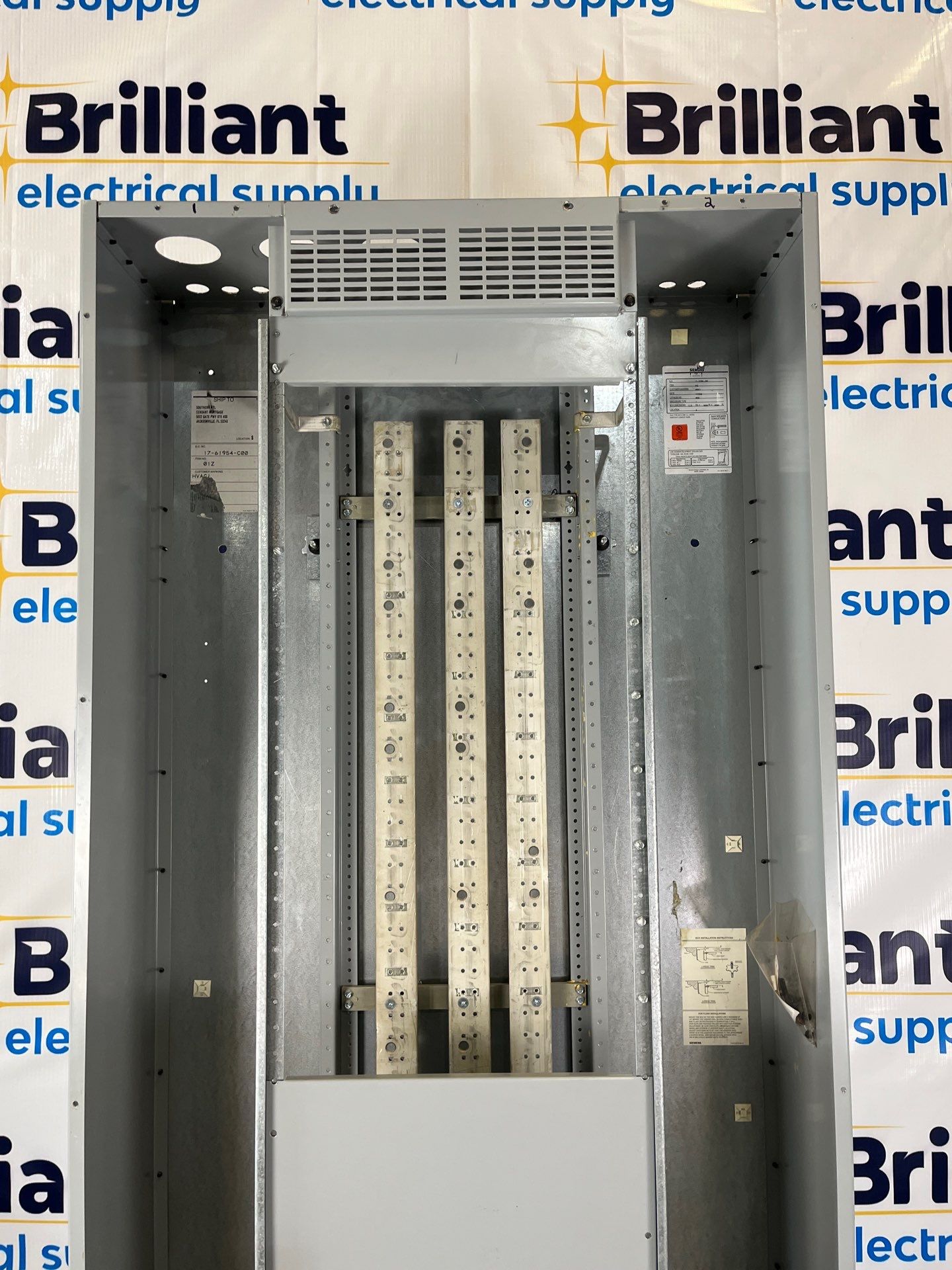 Siemens S5E90LM700ATS S5 Panelboard 800A 480/277V 3PH 4W MLO Indoor Encl B890 Box Used
