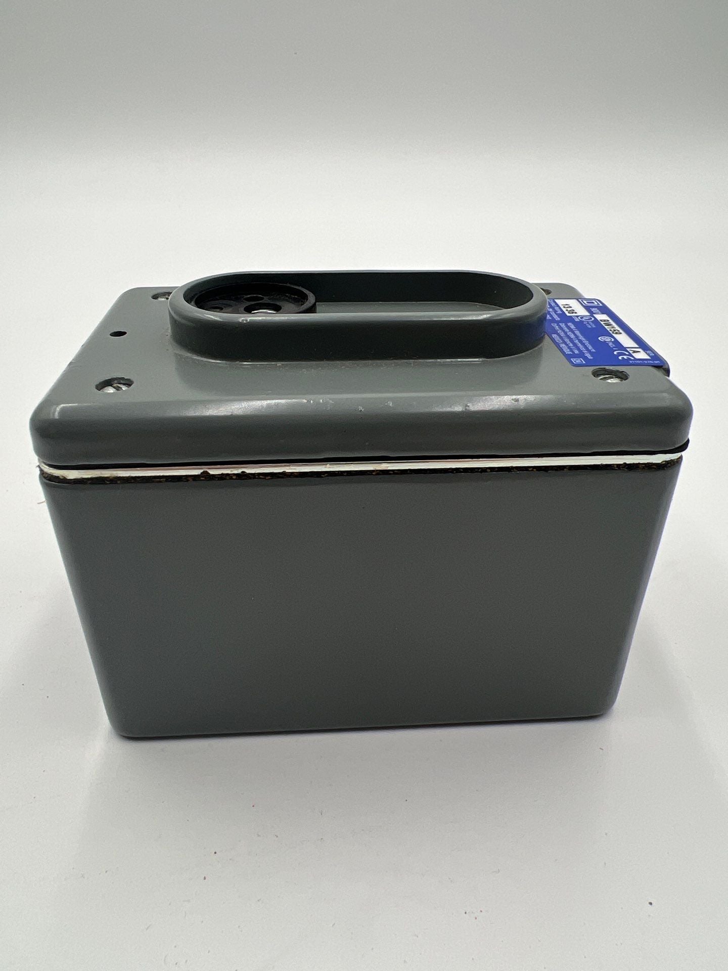 Square D 9001BW159 Control Station 1NO/1NC 600VAC 30mm Type 4 Encl 1NO 1NC New