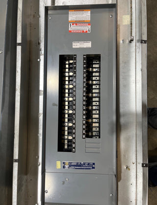 Square D NQOD442L400 Panelboard 400A 3PH 208Y/120V 4W MLO Panel 400 Amp 42 Cir Used