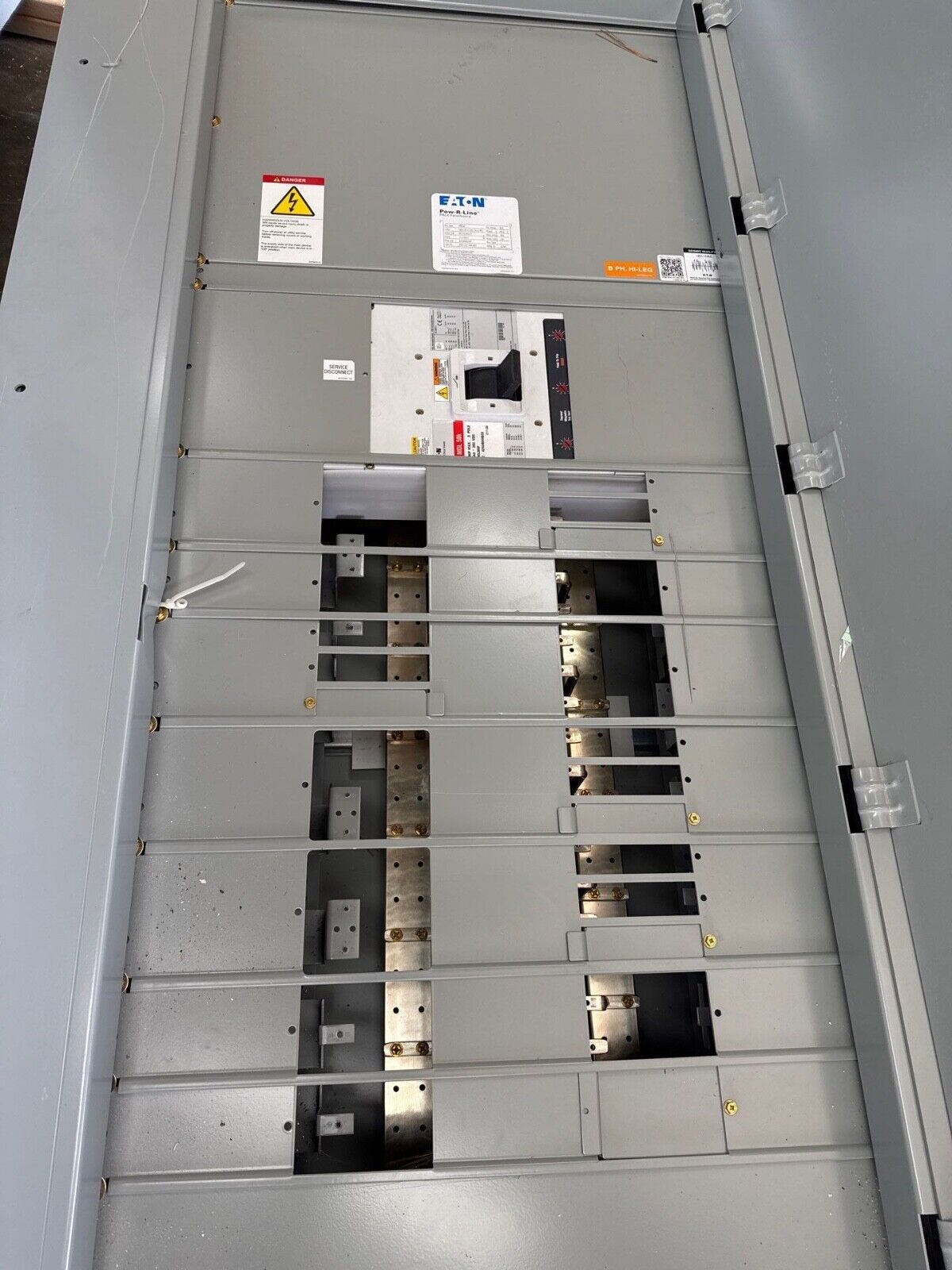 Eaton PRL4B Panelboard 800A 240/120V 3PH 4W Indoor Encl 36 Cir MCB MDL3800F P633-NS New