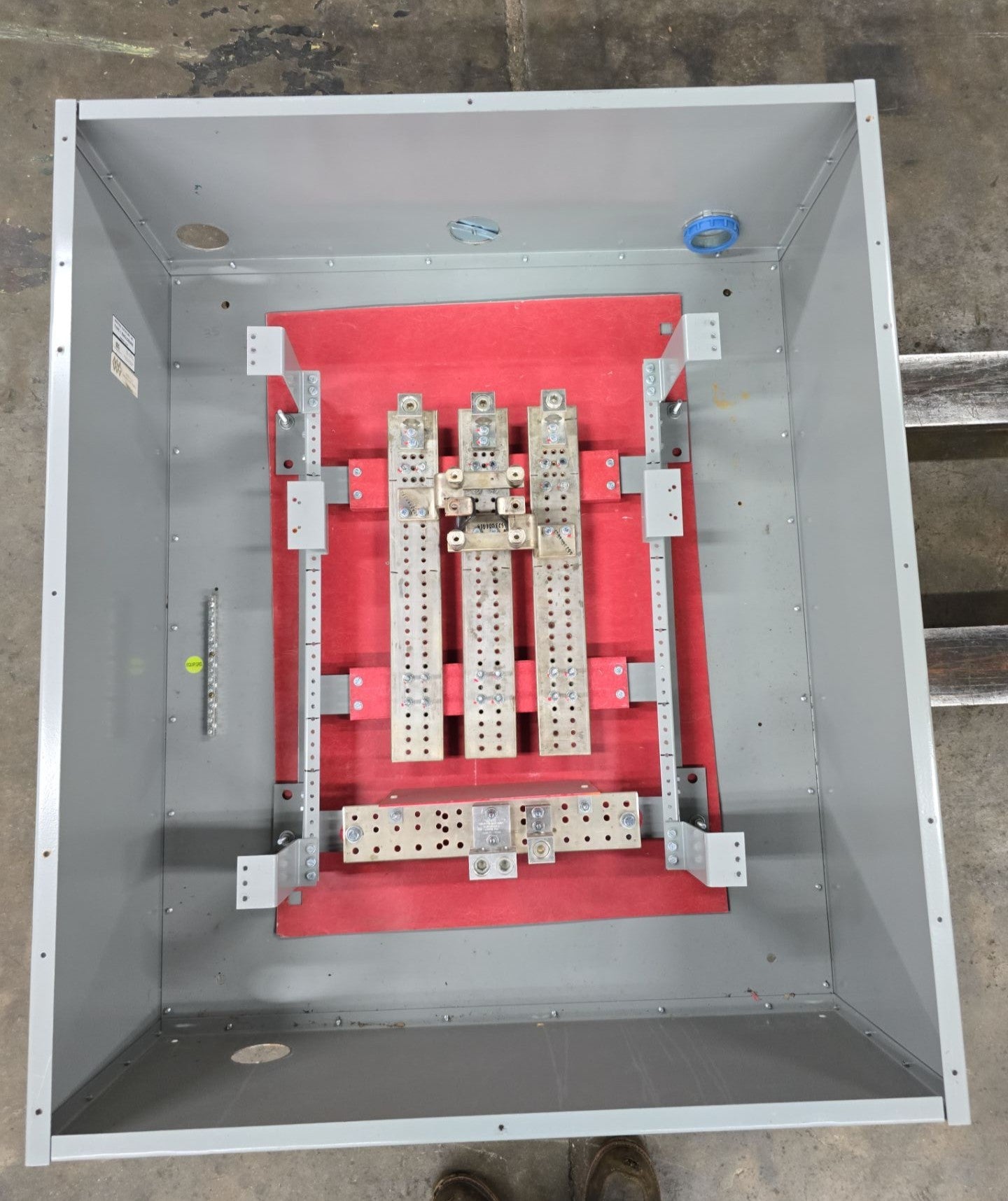 IEM CDP Panelboard 400A 480/277V 3PH 4W MLO 400 Amp Panel Indoor Used