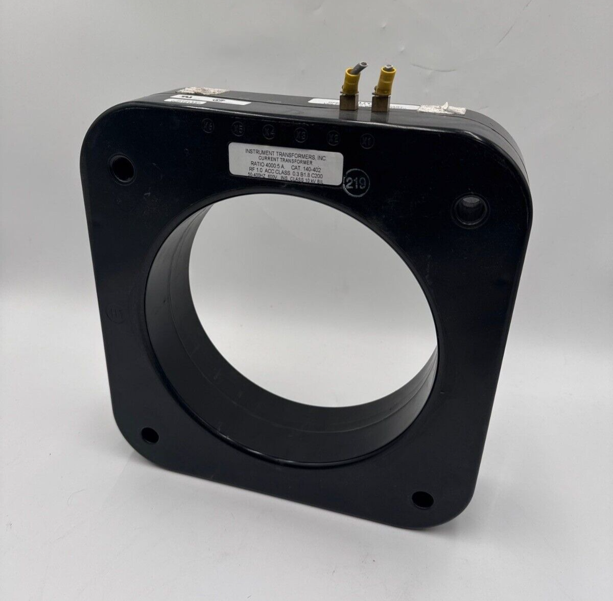 Instrument Transformers 140-402 Used