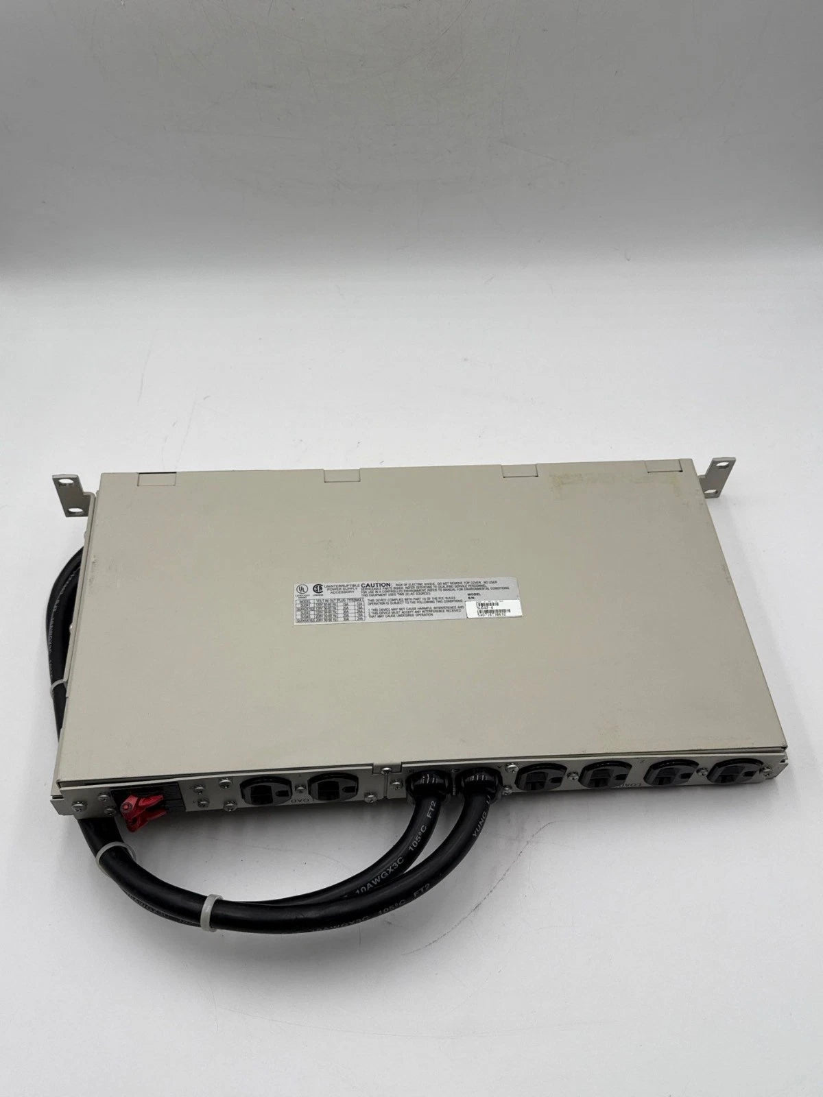 APC SU042-4 Rack-Mount Transfer Switch 30Amp 120V (2) L5-30 In (6) 5-20 Out Used