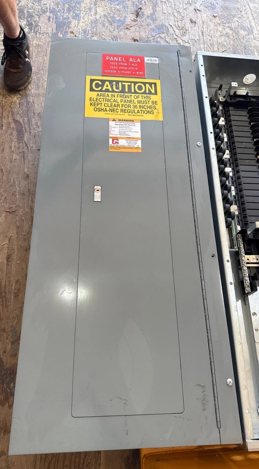 Square D NQOD Panelboard 250A 208/120V 3PH 4W 42 Cir MCB Panel JDP36250 250 Amp Used