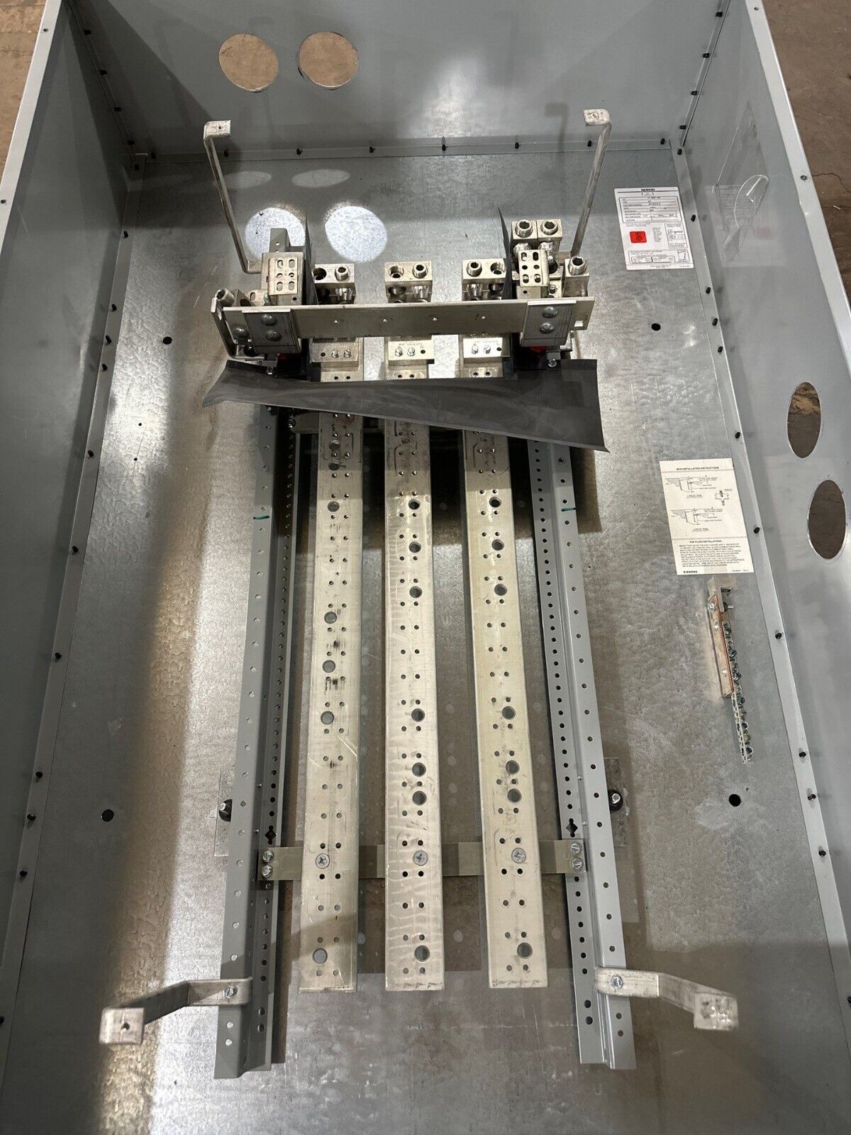 Siemens S5 Panelboard S5C60ML800ATS 800A 208Y/120V 3PH 4W Main Lug MLO 800 Amp P506 P505 Used