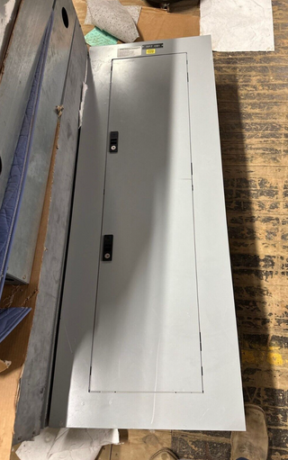 GE AQF3422MBX Panelboard 225A 208Y/120V 3PH 4W 42 Circuit Main Lug MLO 225 Amp P011 Used