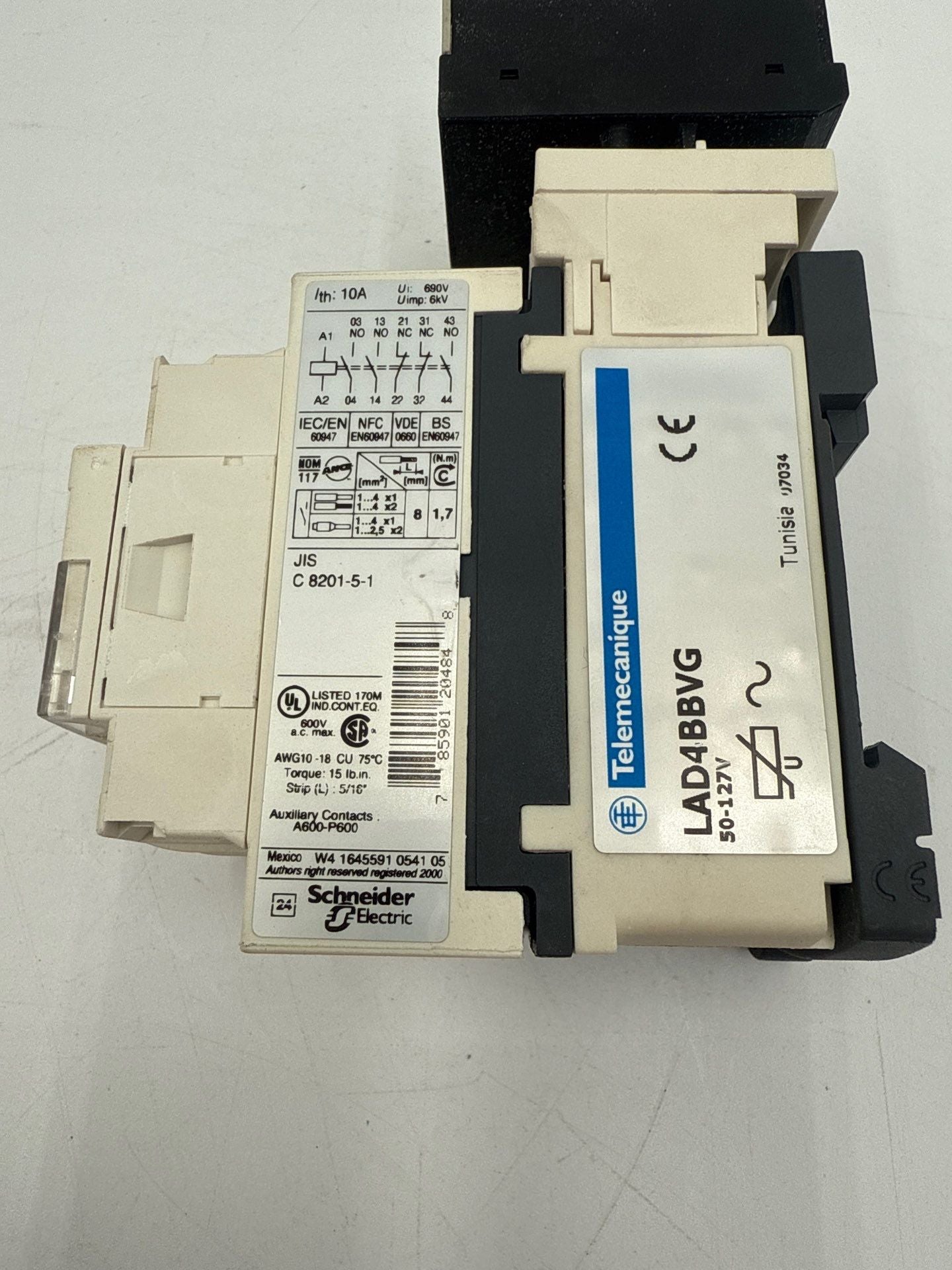 Telemecanique CAD32G7 Contactor 10A 600V 3P Coil 120V Mounting Adapter LAD4BBVG Used