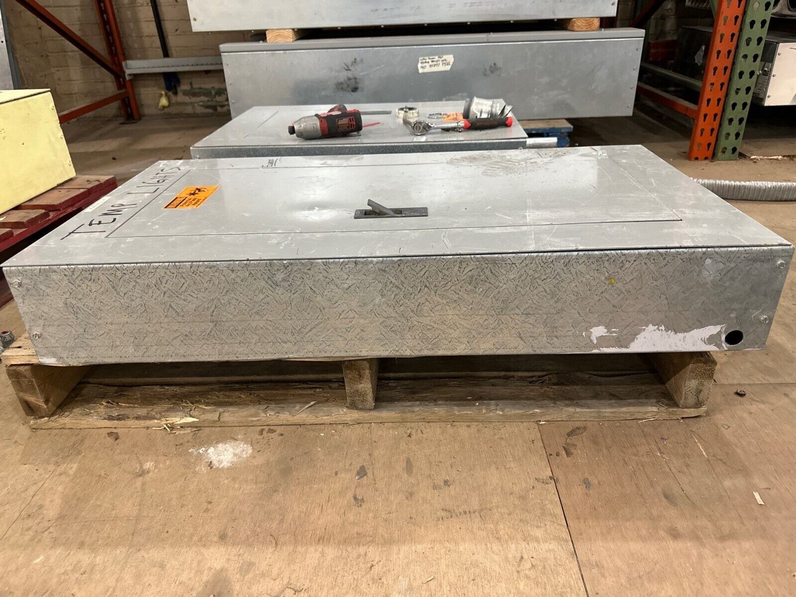 SIEMENS CDP-7 Panelboard 225A 480Y/277V 3PH 4W 42Cir MLO Main Lug 225 Amp P510 Used