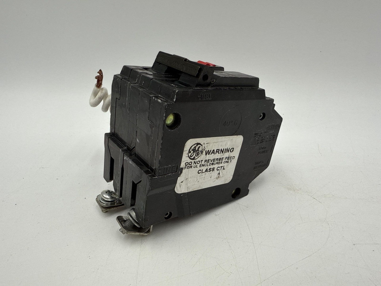 GE THHQB2130GFT Circuit Breaker 30A 2P 240V 22kA THHQB 30 Amp Bolt On GFCI New