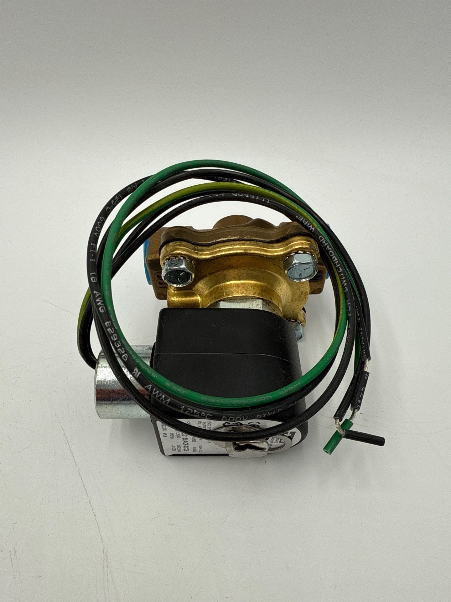 Parker 08F23C2140ACF4C05 Solenoid Valve 2 Way 110/120V 150PSI 1/2NPT New