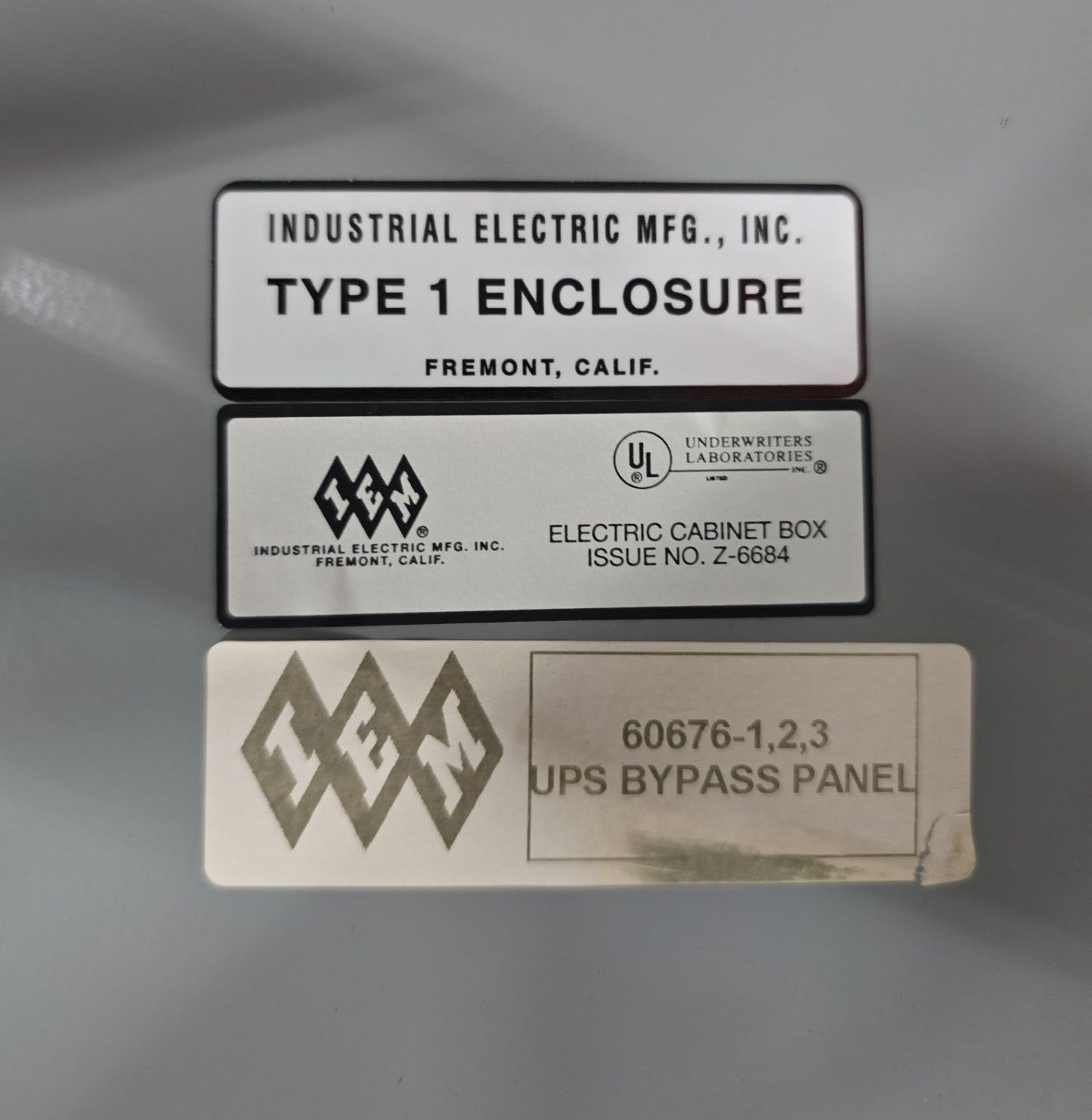 IEM CDP Panelboard 400A 480/277V 3PH 4W MLO 400 Amp Panel Indoor Used