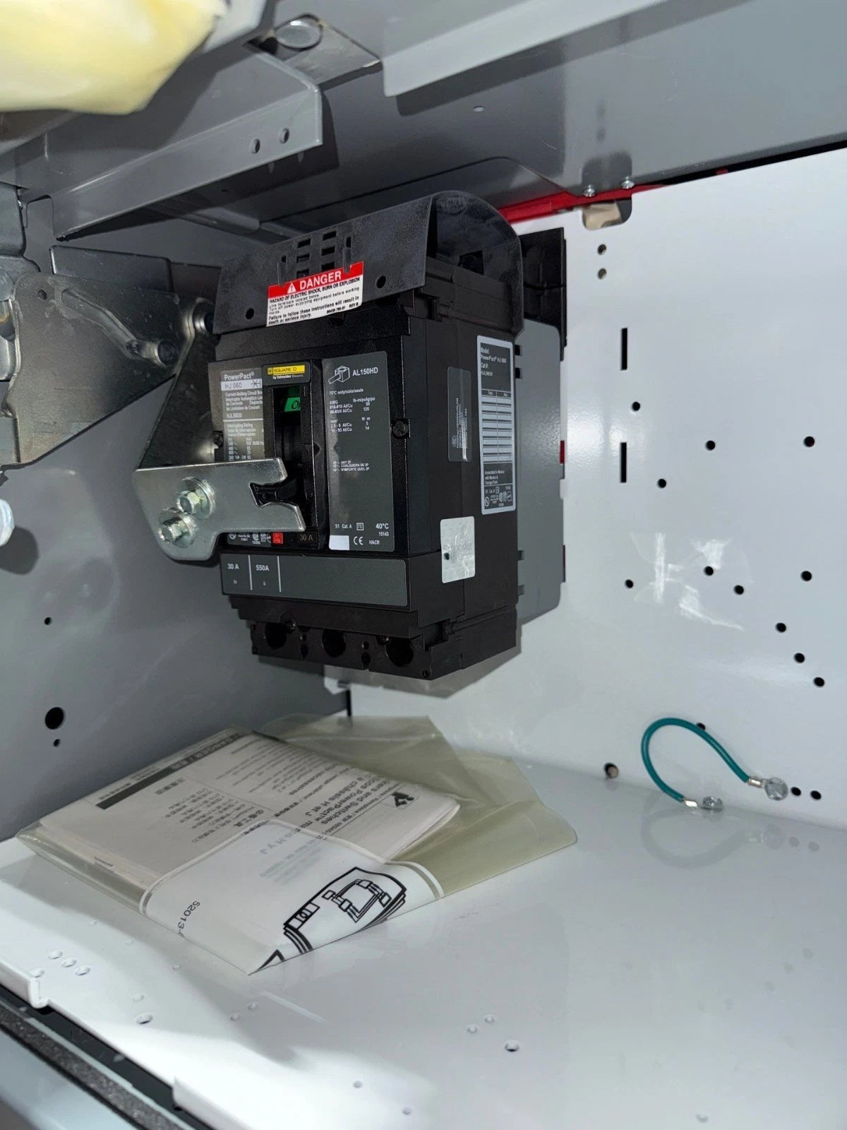 12" Square D Model 6 30 Amp Feeder MCC Bucket HJL36030 Breaker 30A HJL New