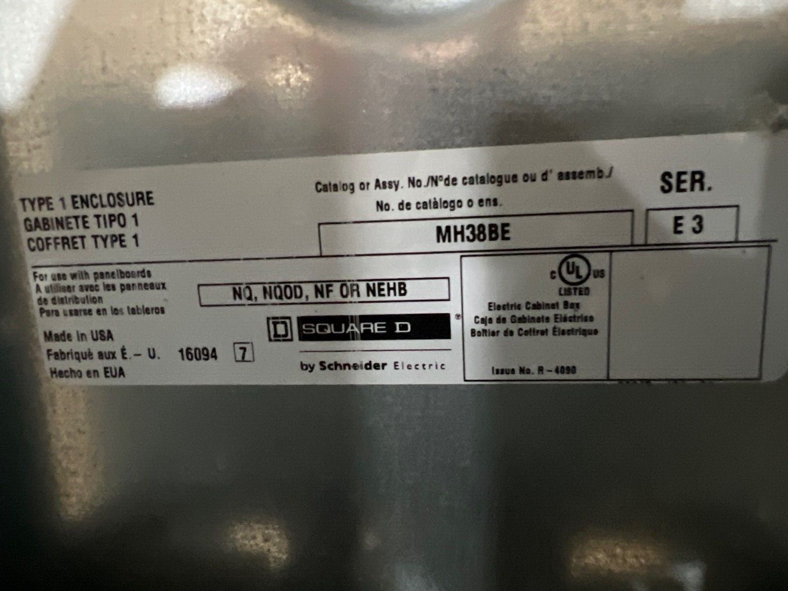 Square D NQ NQ442L2C Panelboard 225A 240V 3PH 4W Indoor Encl 42 Circuit MLO P618 Used