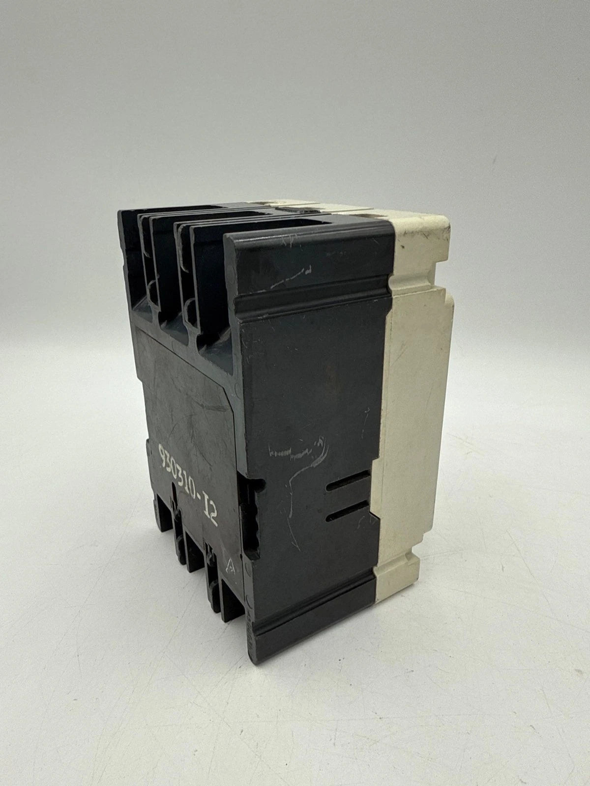 Westinghouse HMCP030H1 Circuit Breaker 30A 3P 600V 3PH HMCP 30 Amp 3 Pole Used