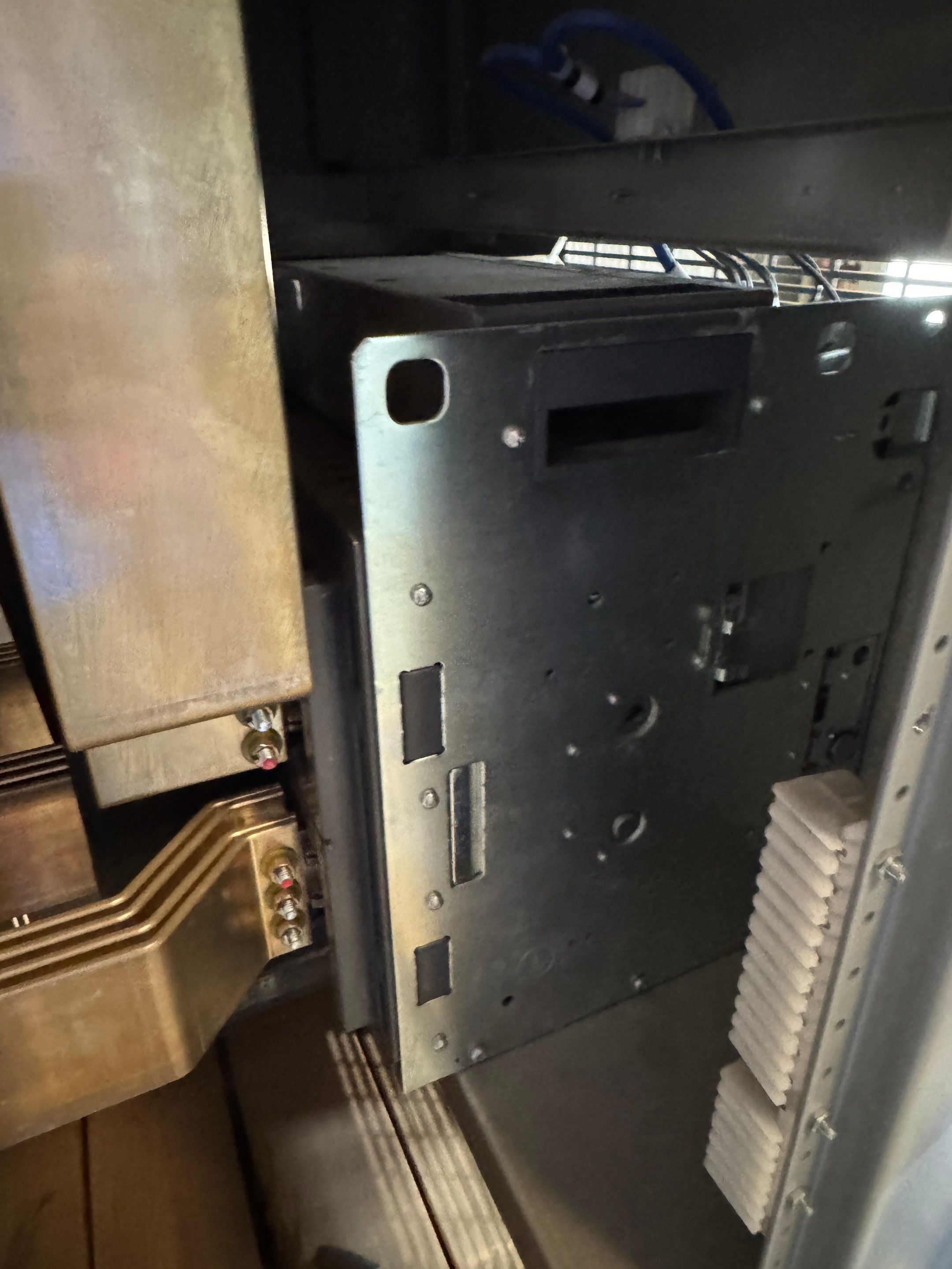 Eaton 3000A PRLX Switchboard 480/277V 3PH 4W 1600A Feeder 2 Distribution New