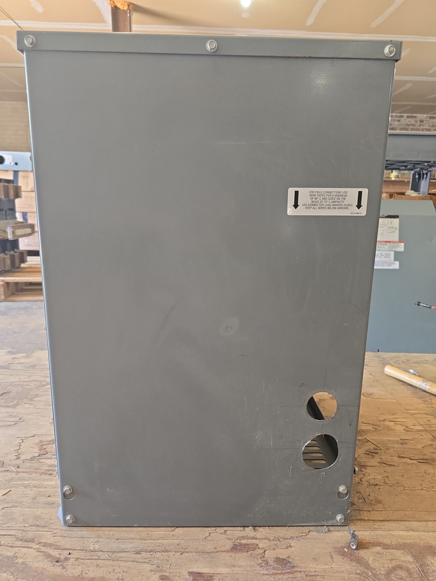 45kVA Square D 45T76HCU Sorgel Transformer Pri 480V Sec 480/277V Indoor T265 Used