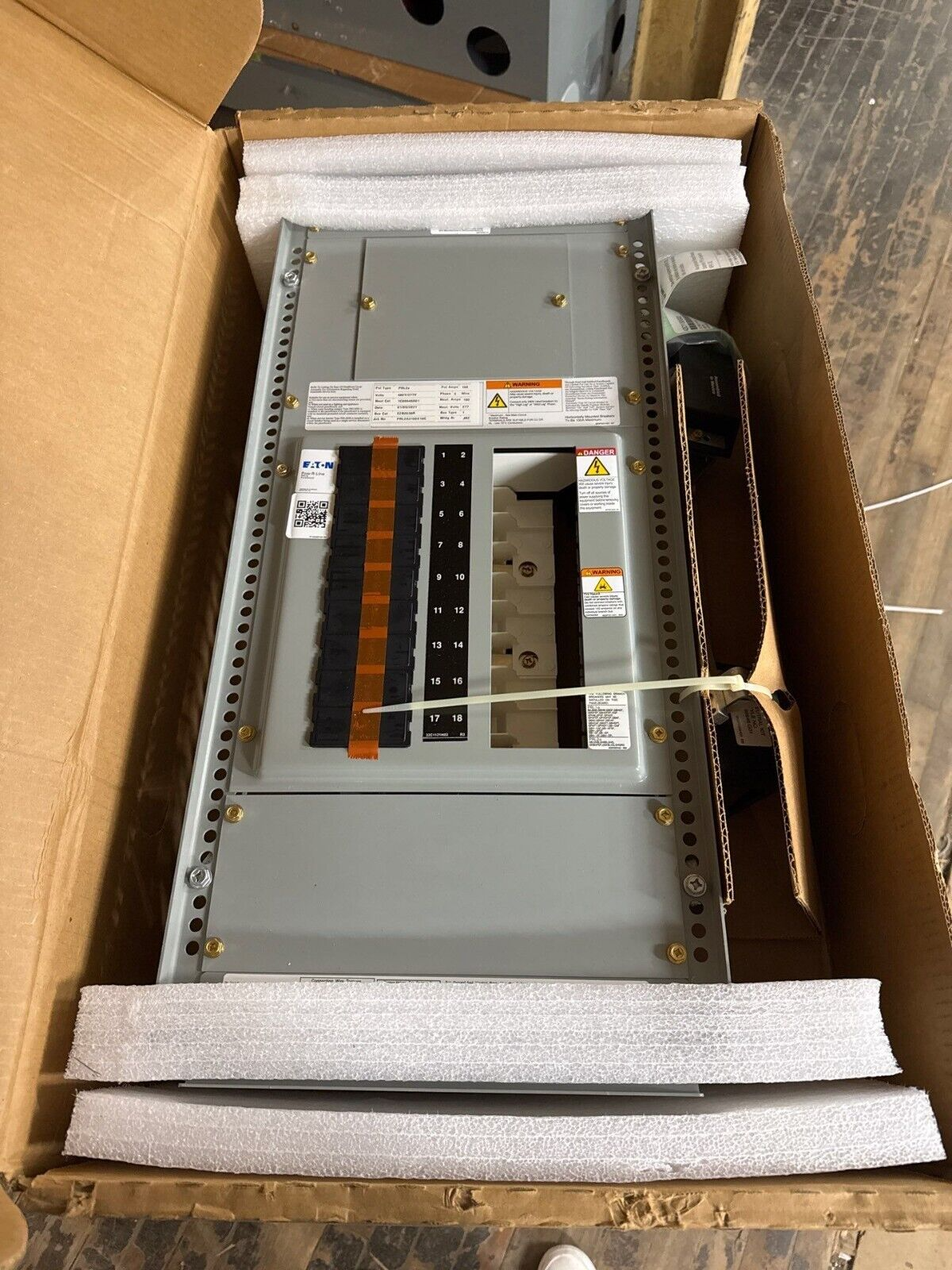 Eaton PRL2A3100X18C Panelboard Interior 100A 480/277V 3PH 18 Circuit PRL2A New