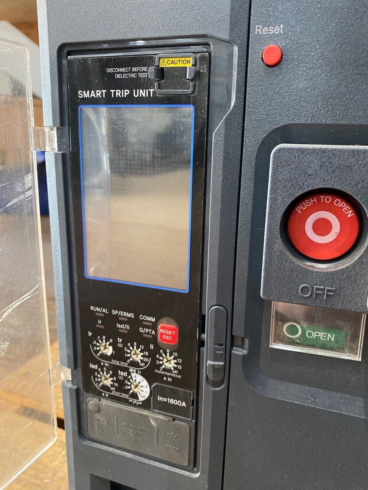 LS Electric UAH-16E3-16A Used