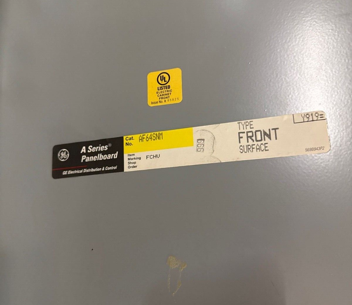 GE AEF3424BT Panelboard 400A 480/277V 3PH 4W Indoor Encl 42 Cir MCB TJJ436400 P020 Used