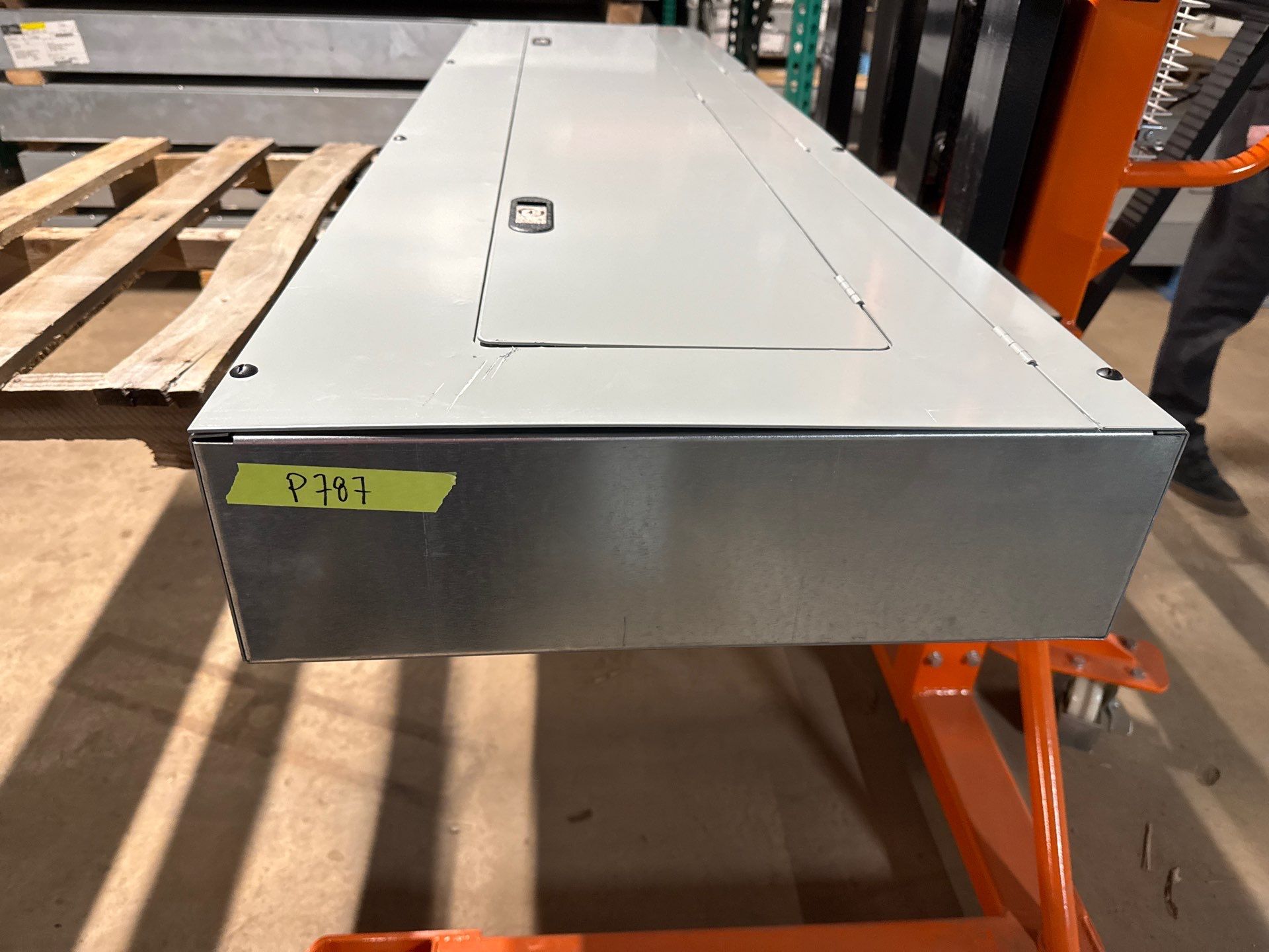 Siemens P1 P1C66VE400CBSN Panelboard 400A 208/120V 3PH 4W MCB Panel 400 Amp New