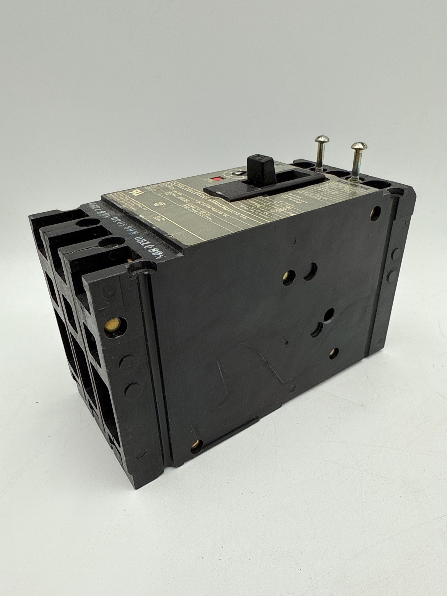 ITE Siemens ED63A025 Circuit Breaker 25A 3P 600V 3PH ED6-ETI 25 Amp 3 Pole Used