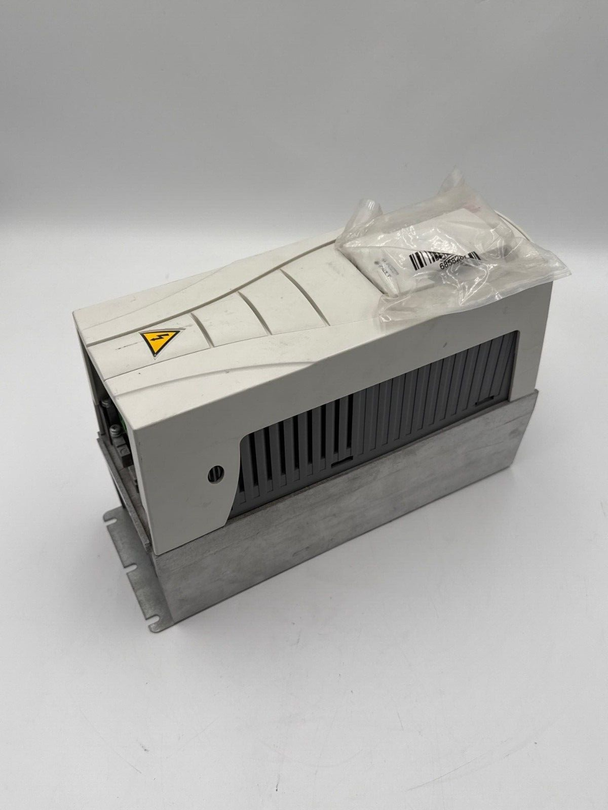 ABB ACS550-U1-03A3-4 New